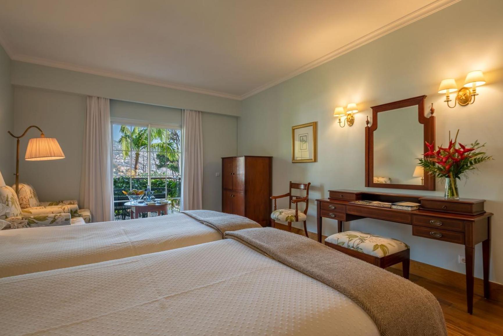 Premium Garden Room