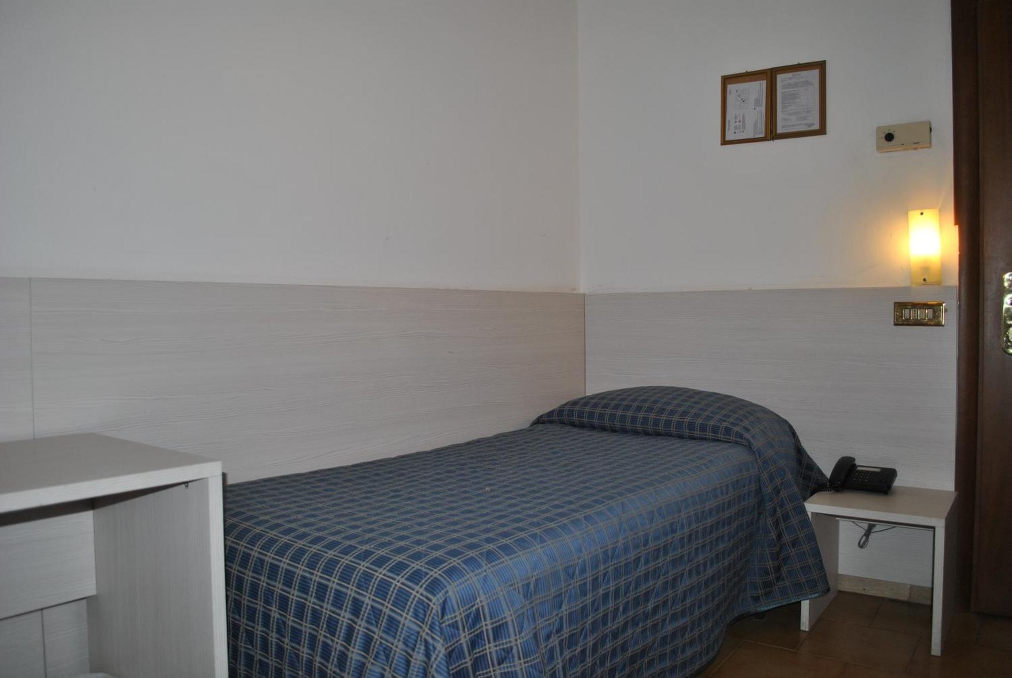 Economy Single Room
