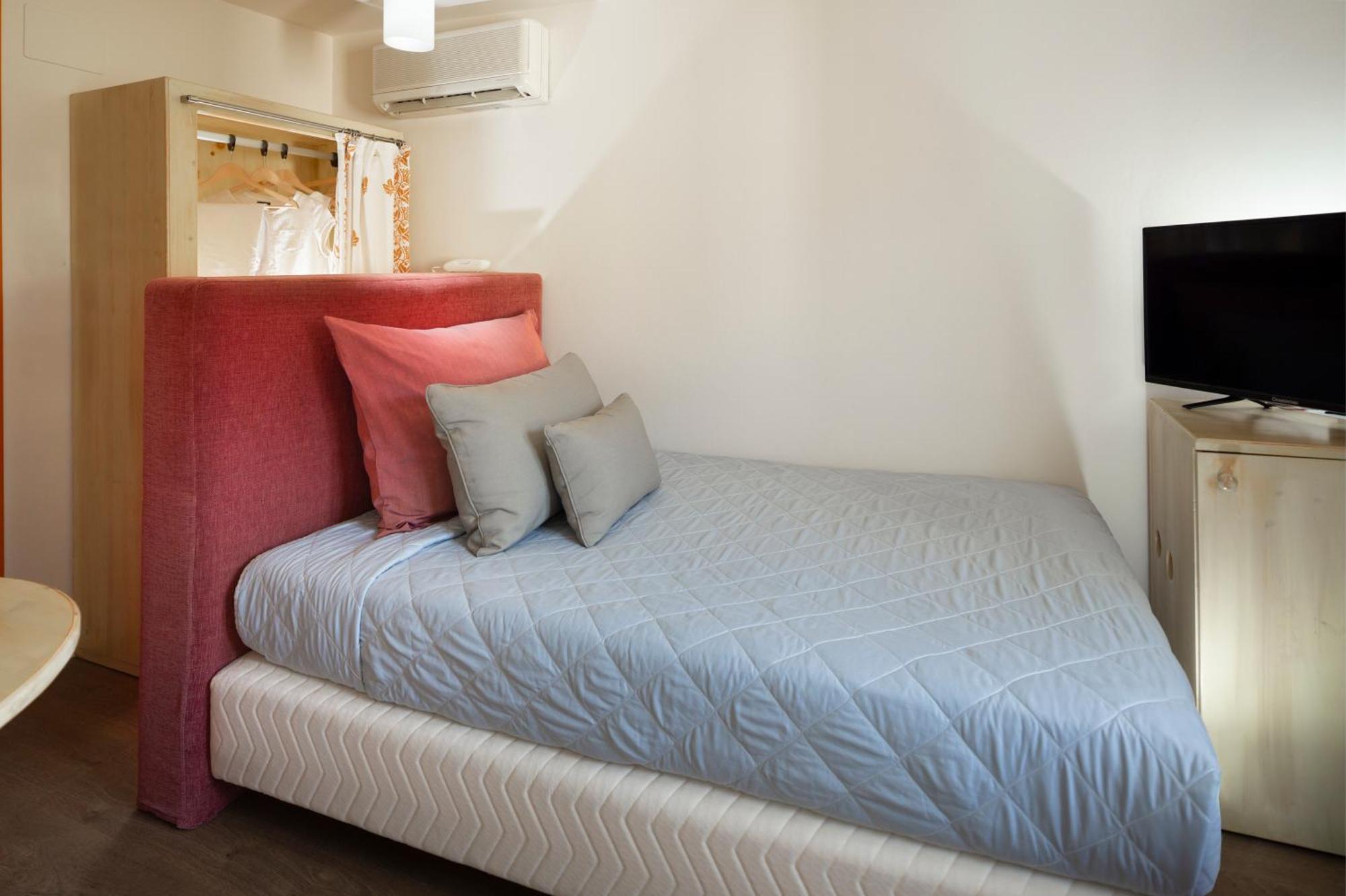 Economy Single Room