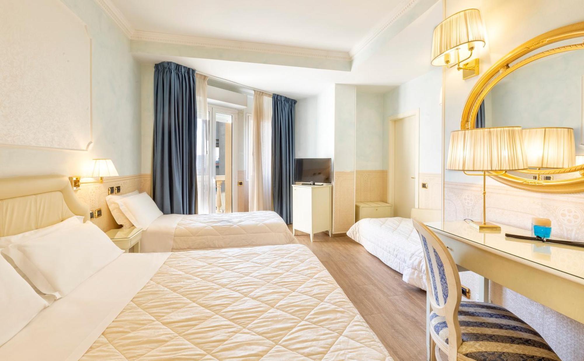 Classic Quadruple Room