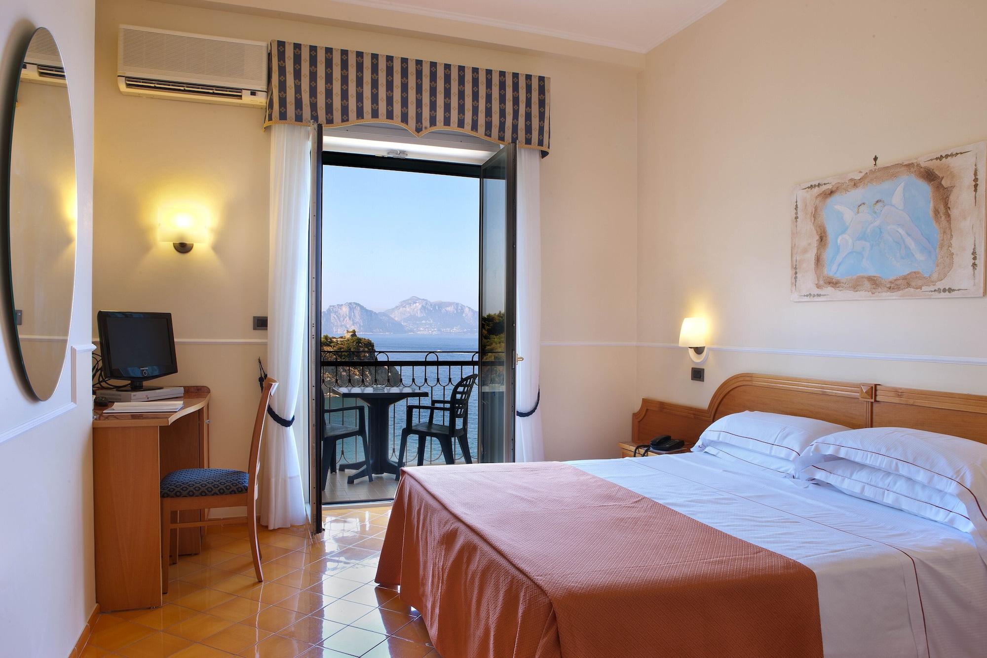 Standard Double or Twin Room Sea View