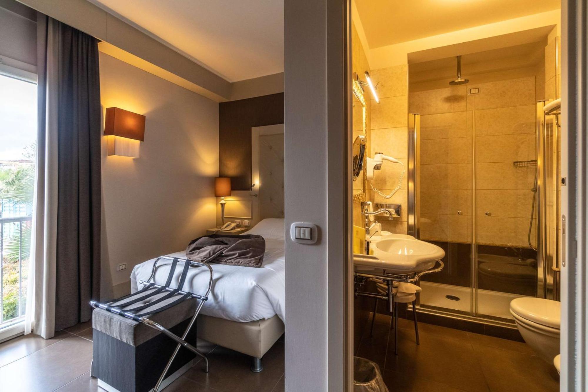 Classic Single Room