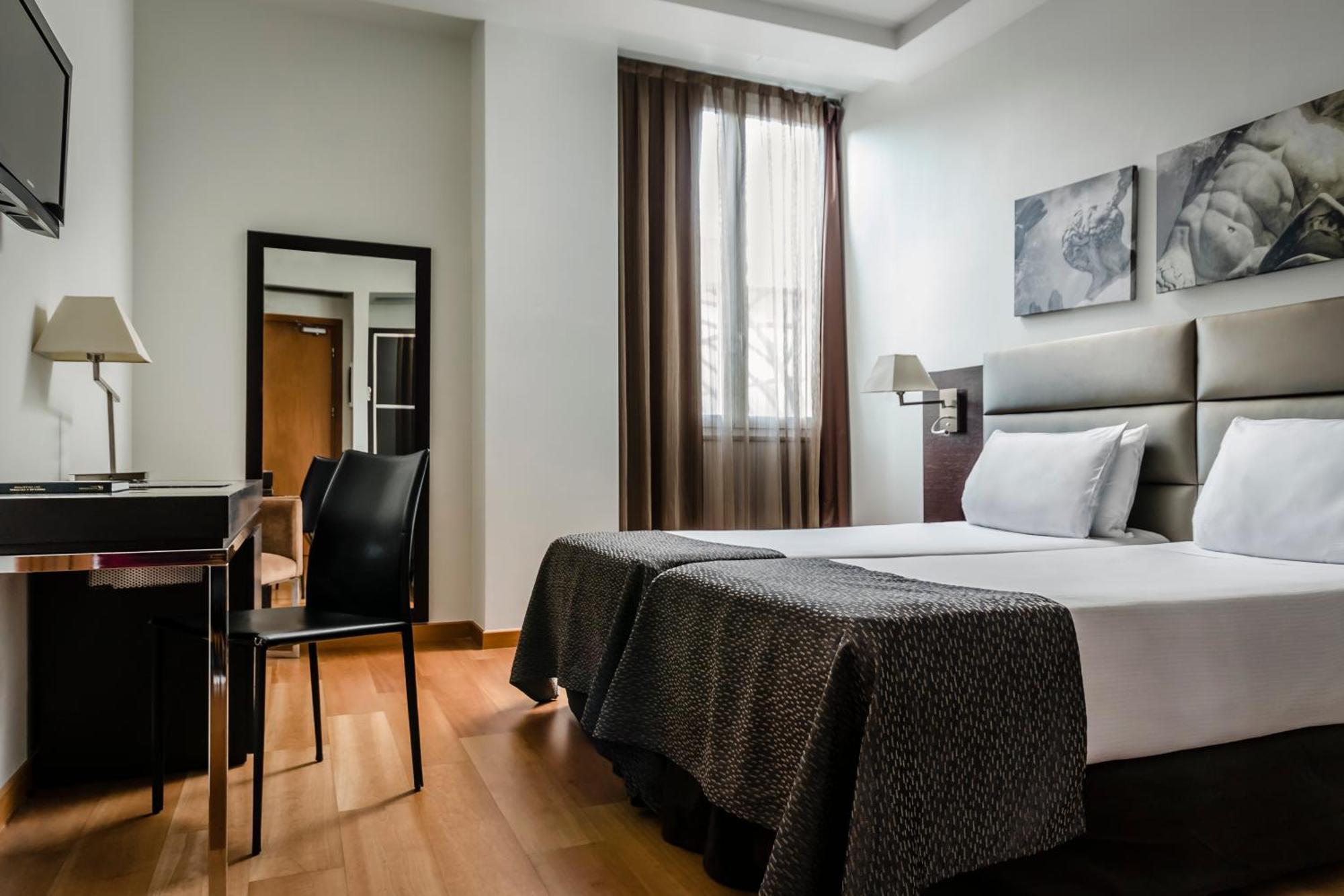 Double or Twin Room,1274682055:JPEG