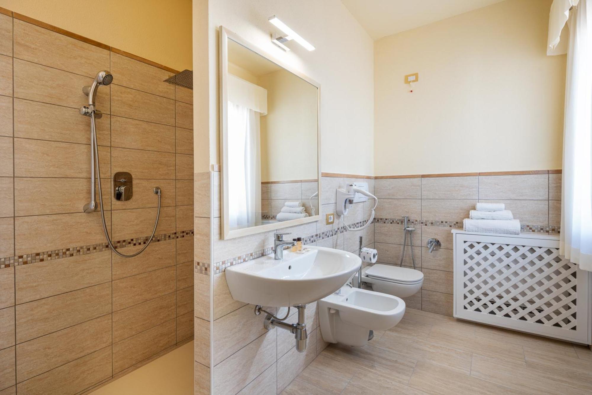 Classic Double or Twin Room