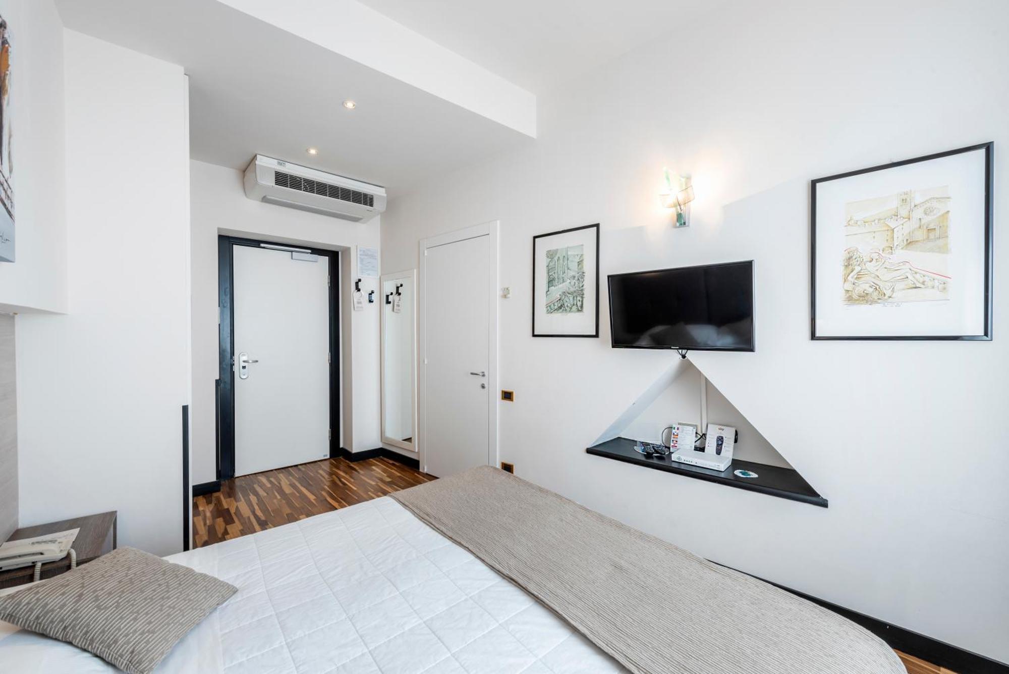 Double Room Mountain View