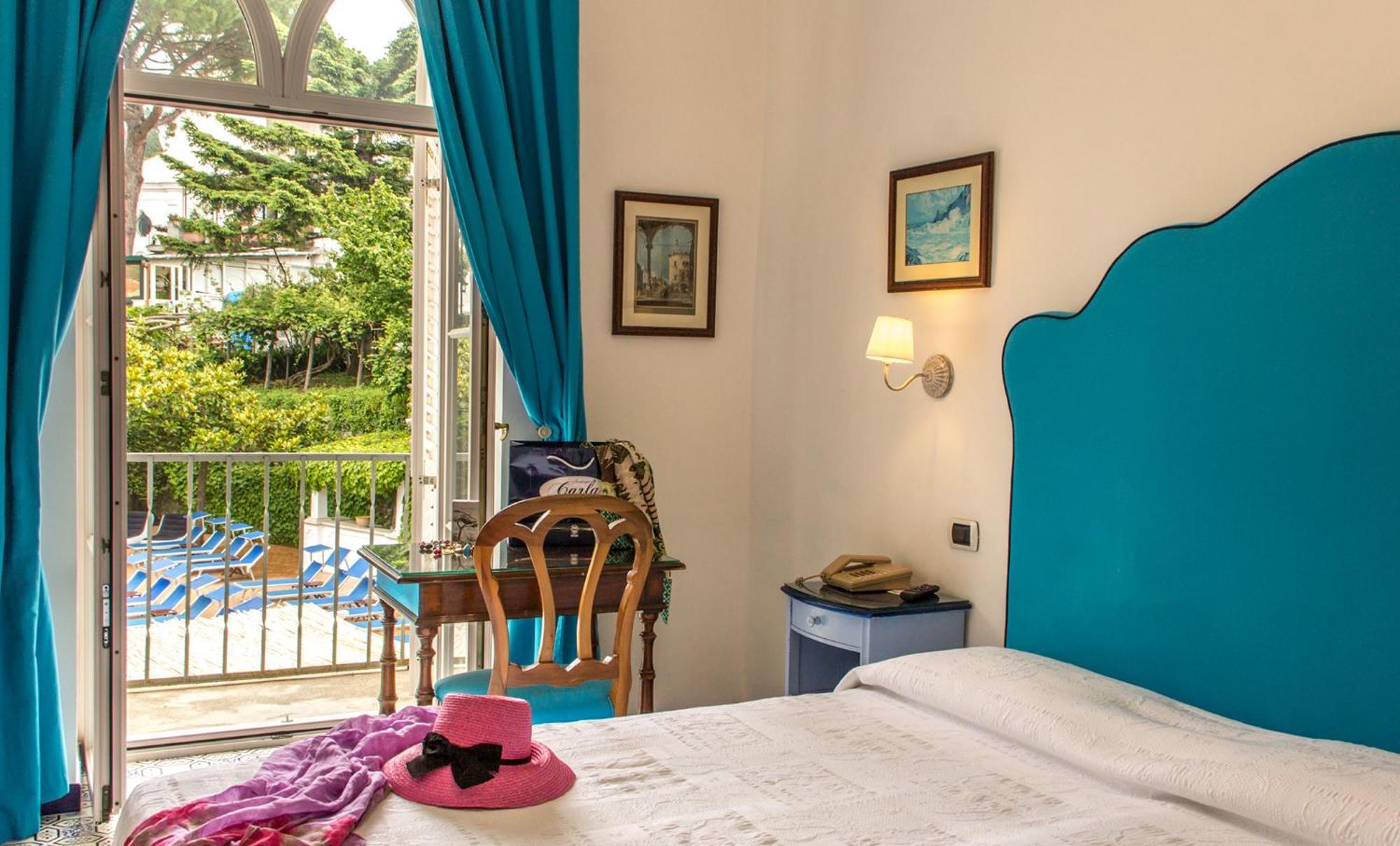 Standard Double Room,1433461105:JPEG