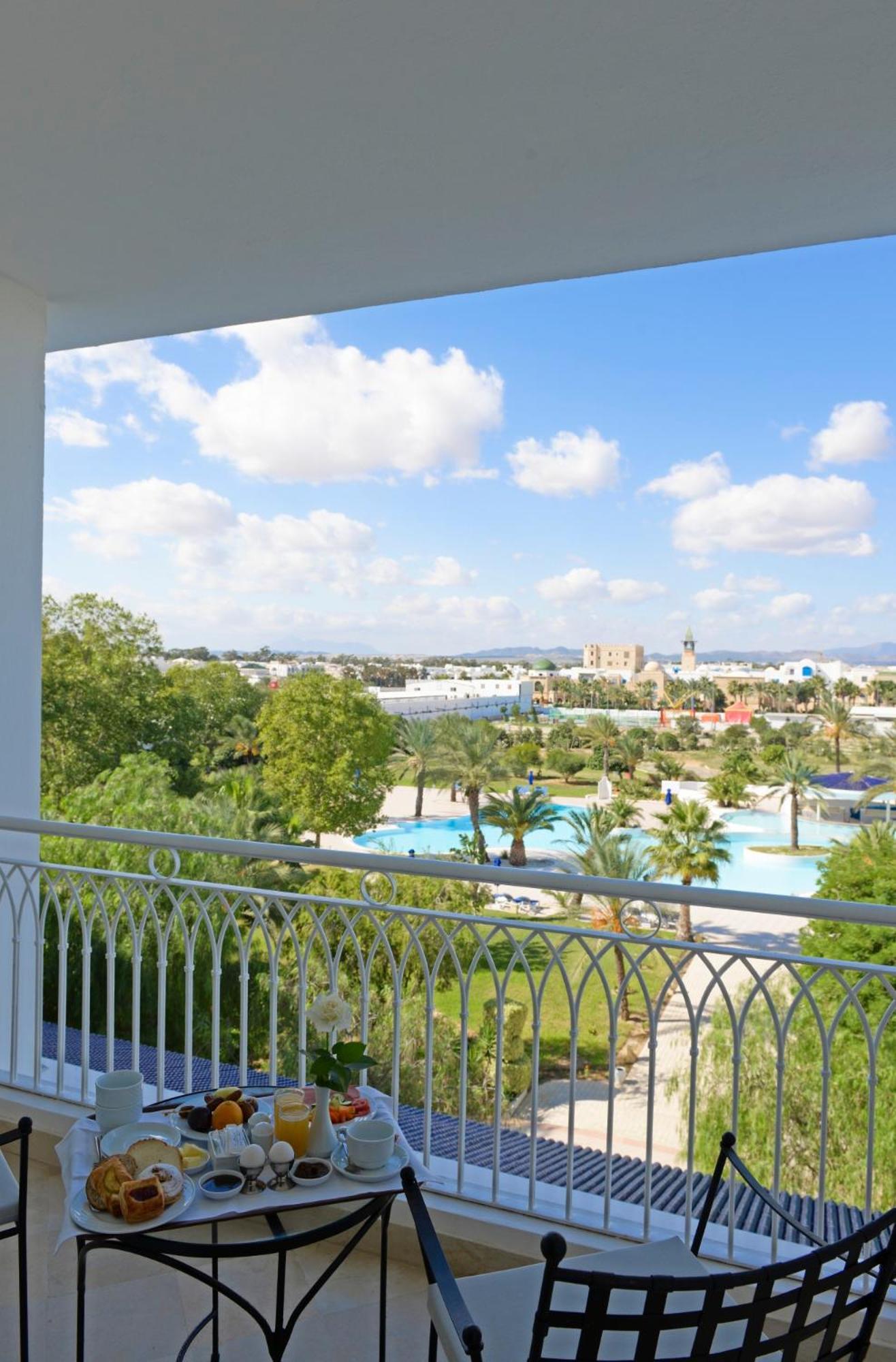 Triple Room Pool View,1433552395:JPEG