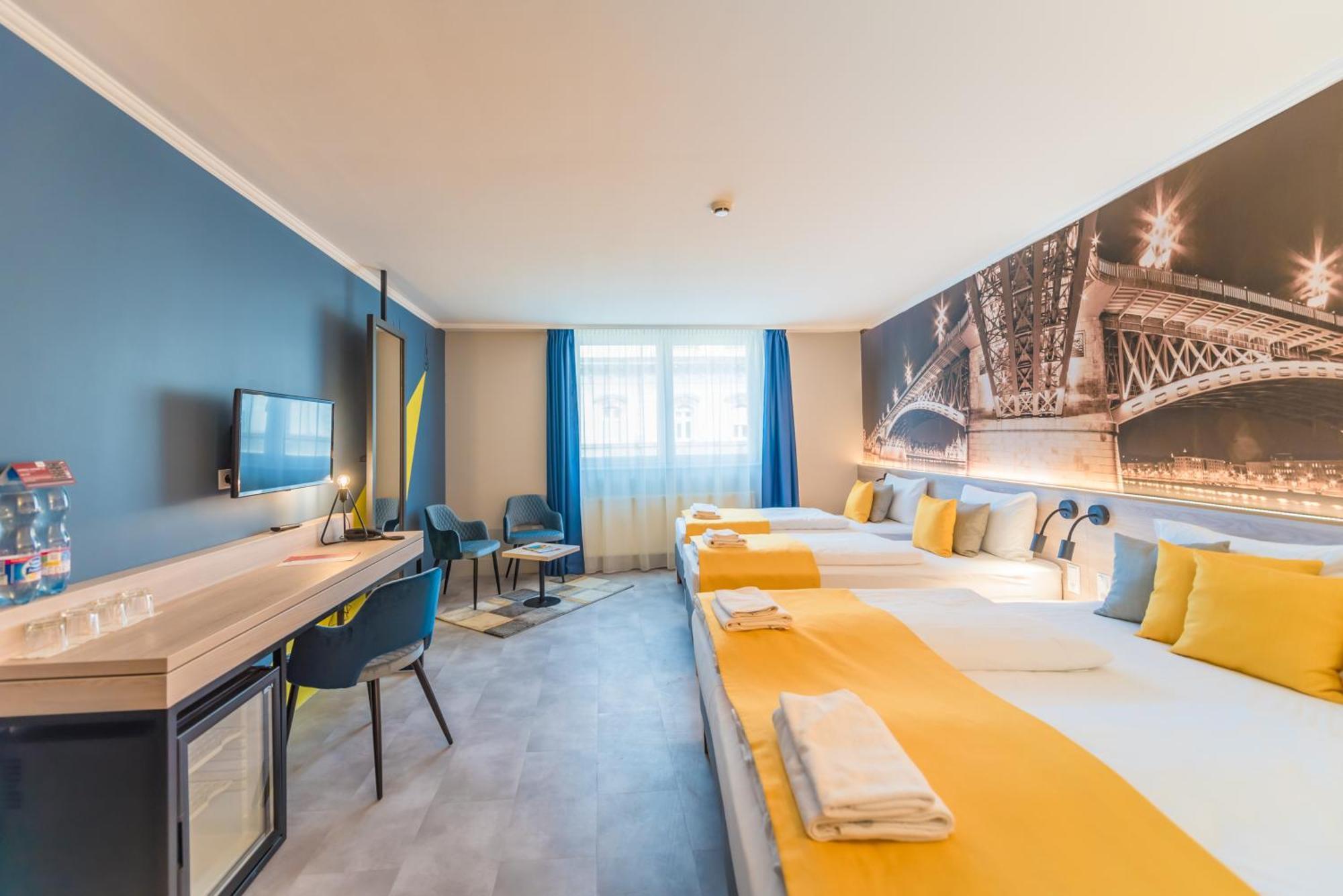 Comfort Quadruple Room