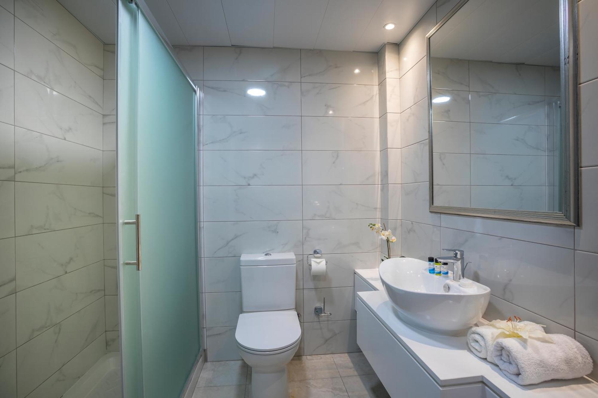 Superior Double Room Inland View