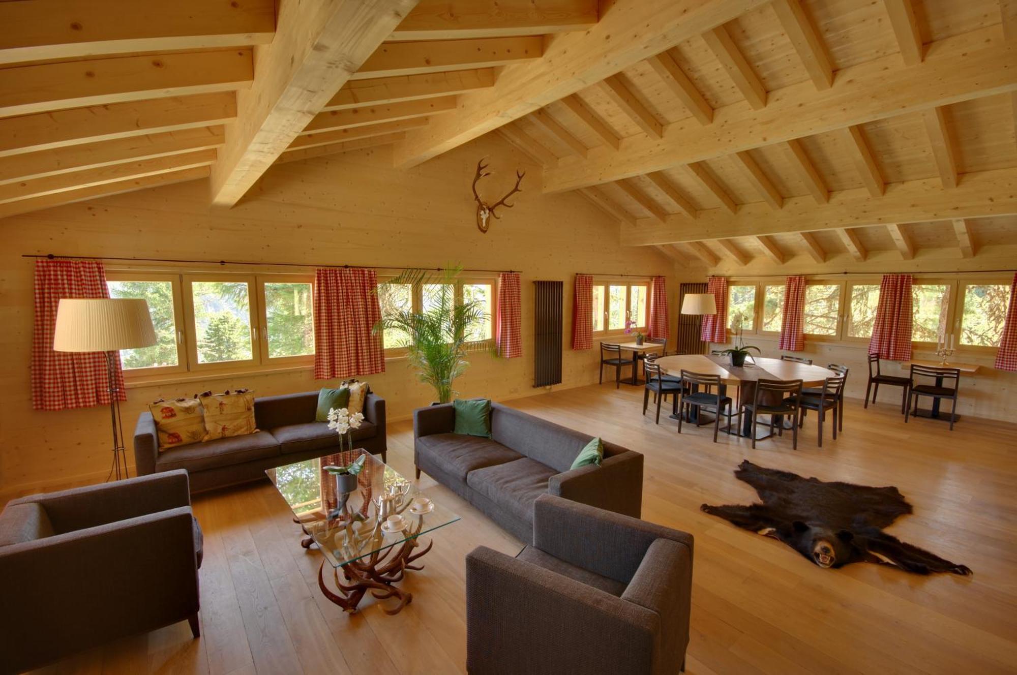 Chalet,511273596:JPEG