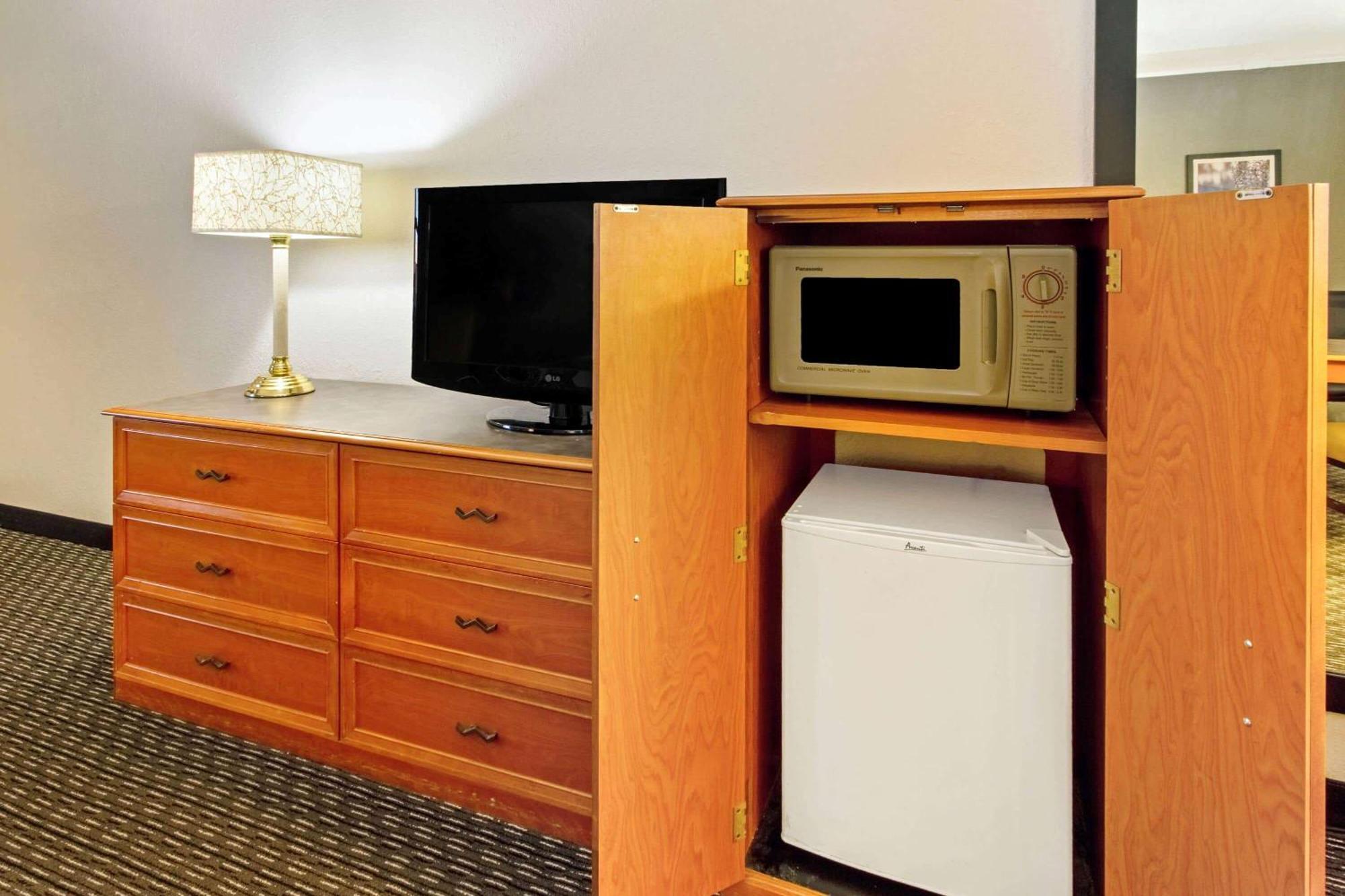 Deluxe Double Room Two Double Beds