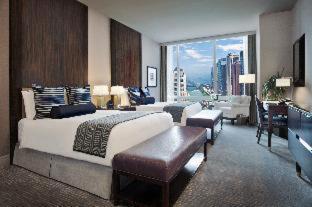 Deluxe Queen Room Two Queen Beds City View