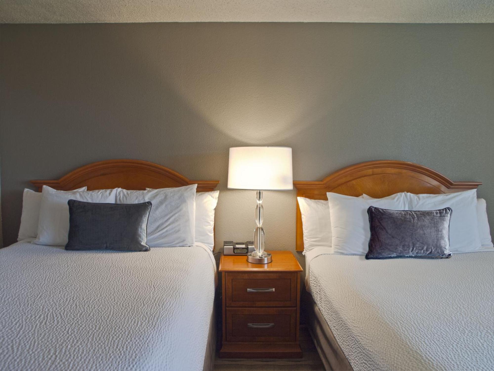 Queen Room Two Queen Beds