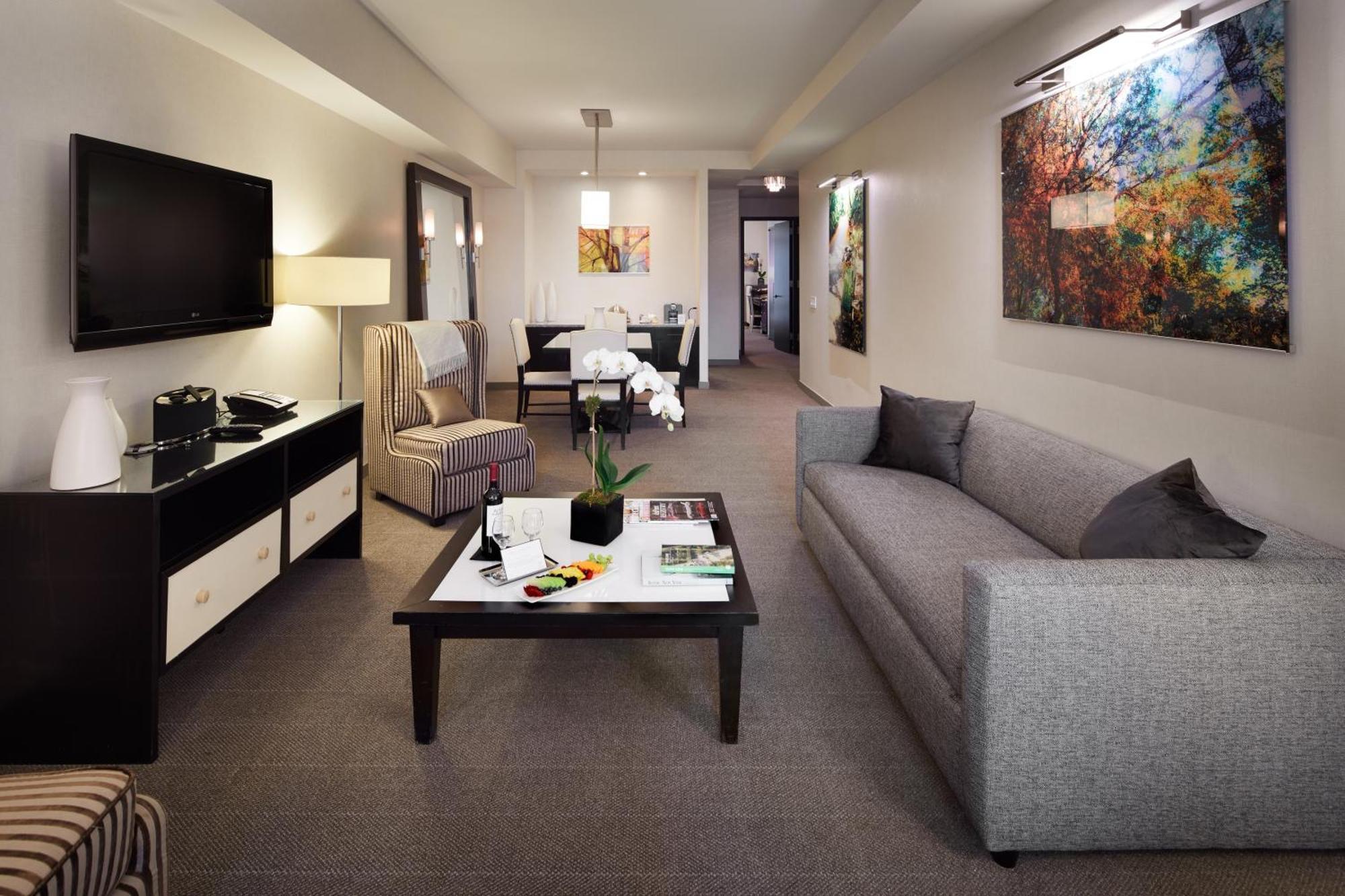 Royalton Suite,1370898467:JPEG