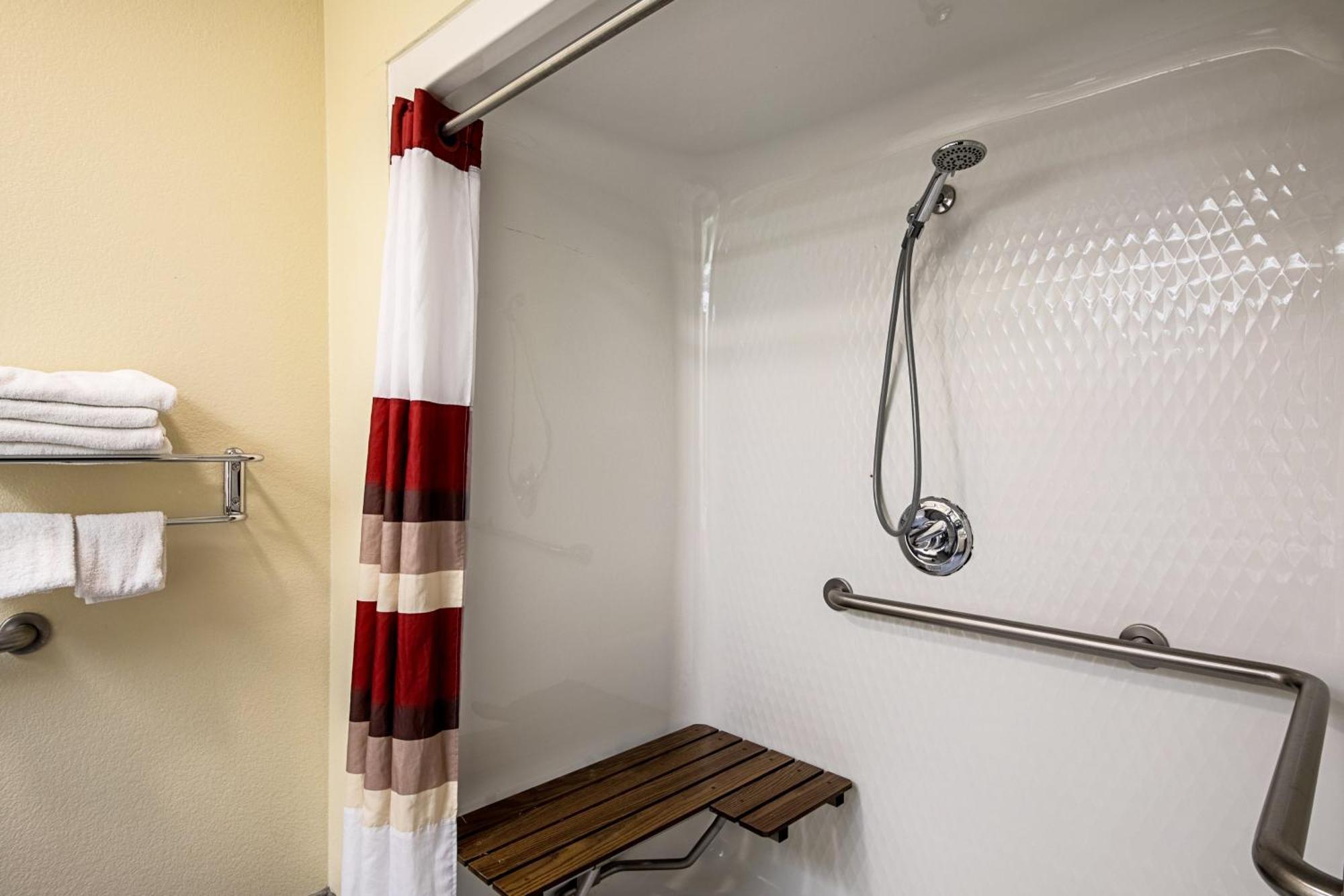 Deluxe Room Two Queen Beds Disability Access Non-Smoking