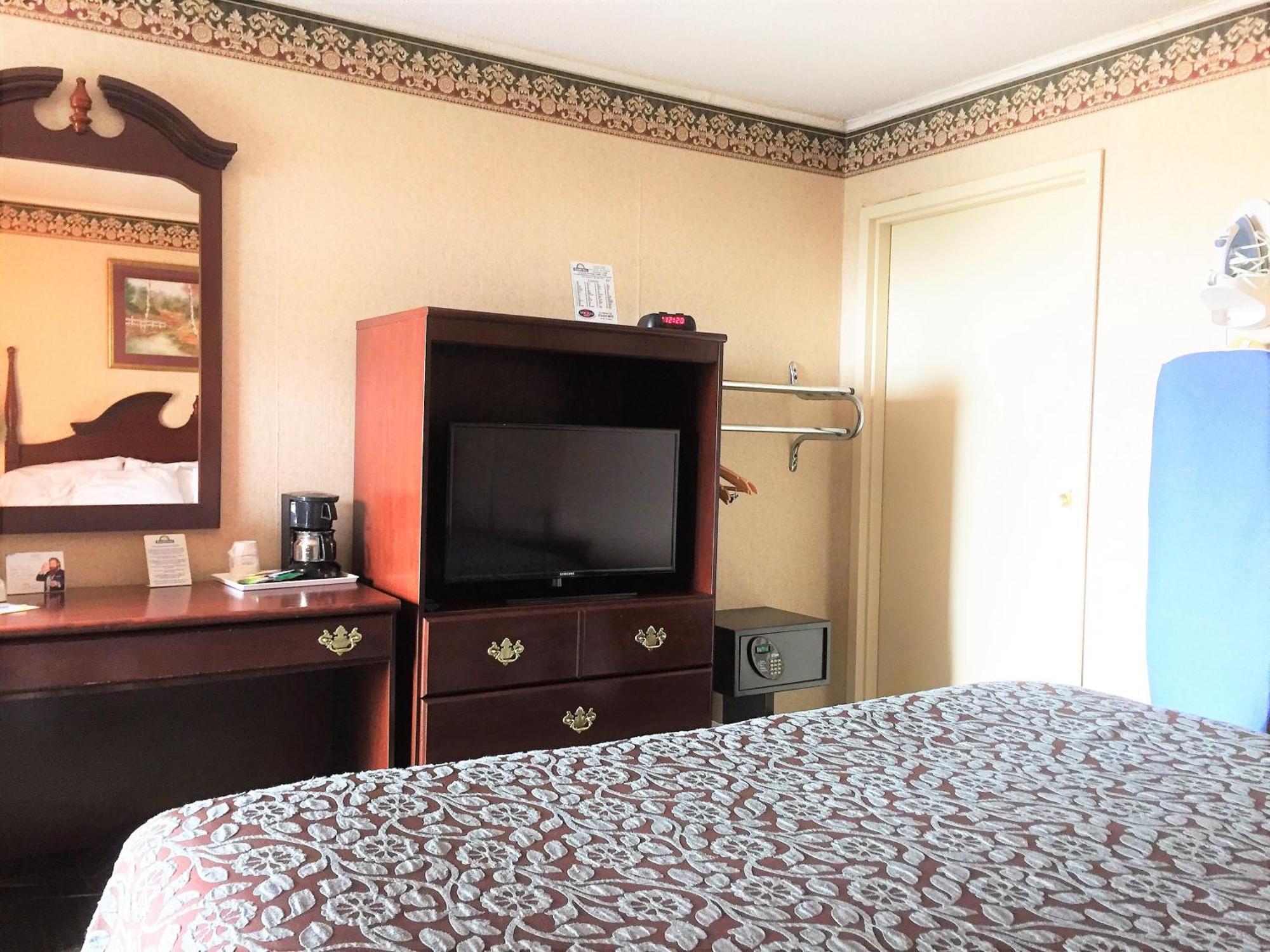 King Room - Mobility Access/Non-Smoking