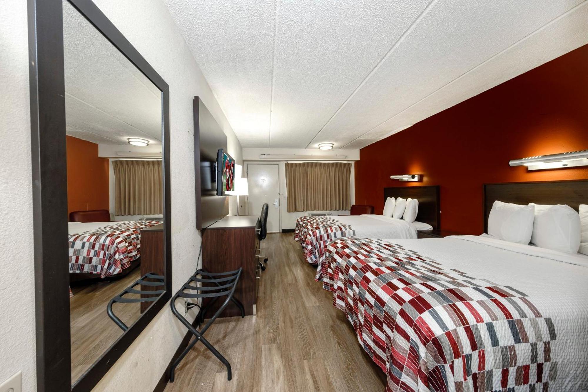 Standard Room Two Double Beds Non-Smoking