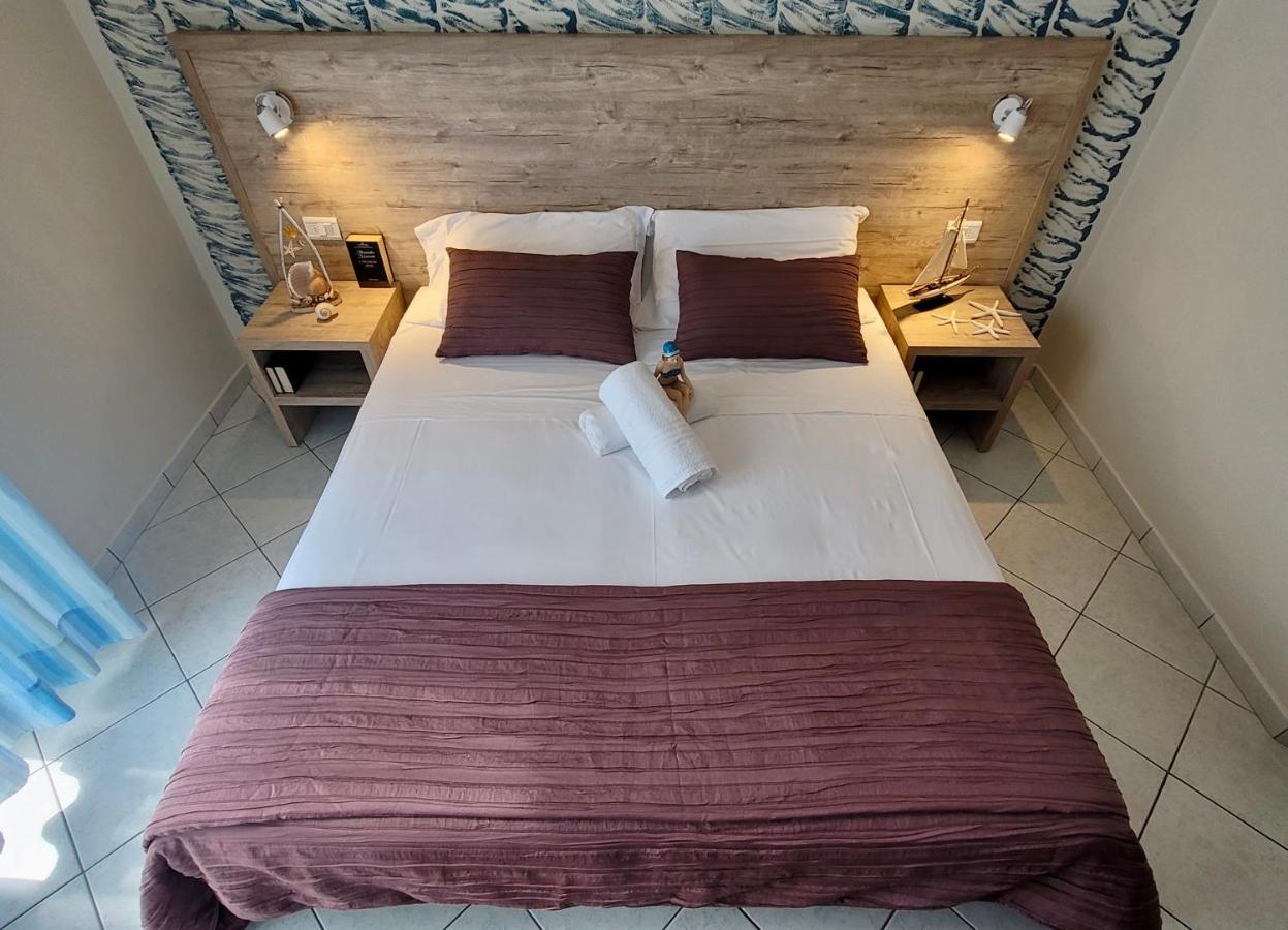 Double Room with Balcony,1225315220:JPEG