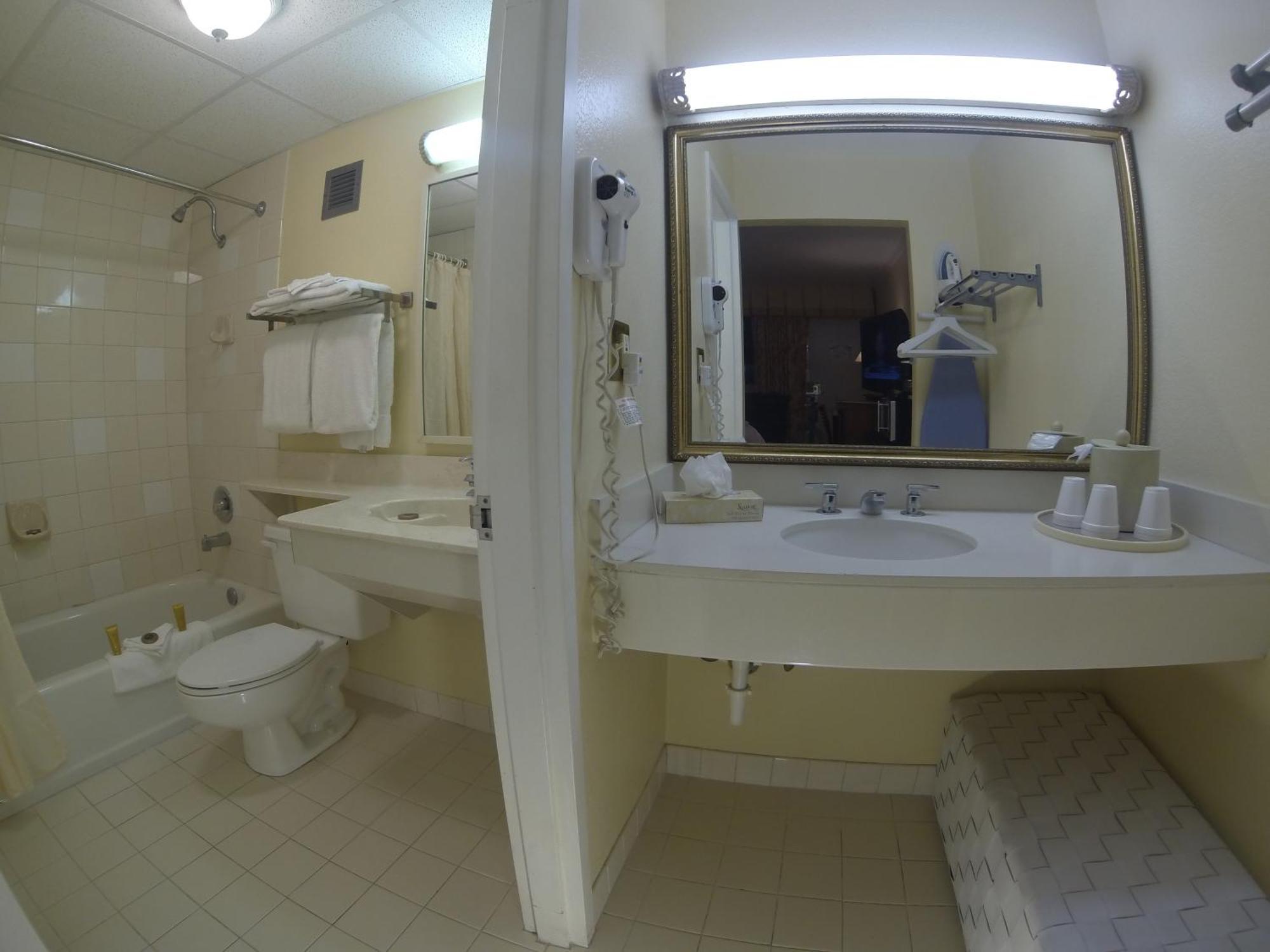 Superior King Room,1211574550:JPEG