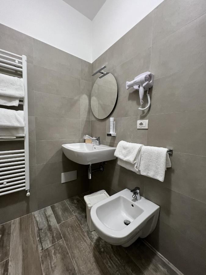 Standard King Room,1211641498:JPEG