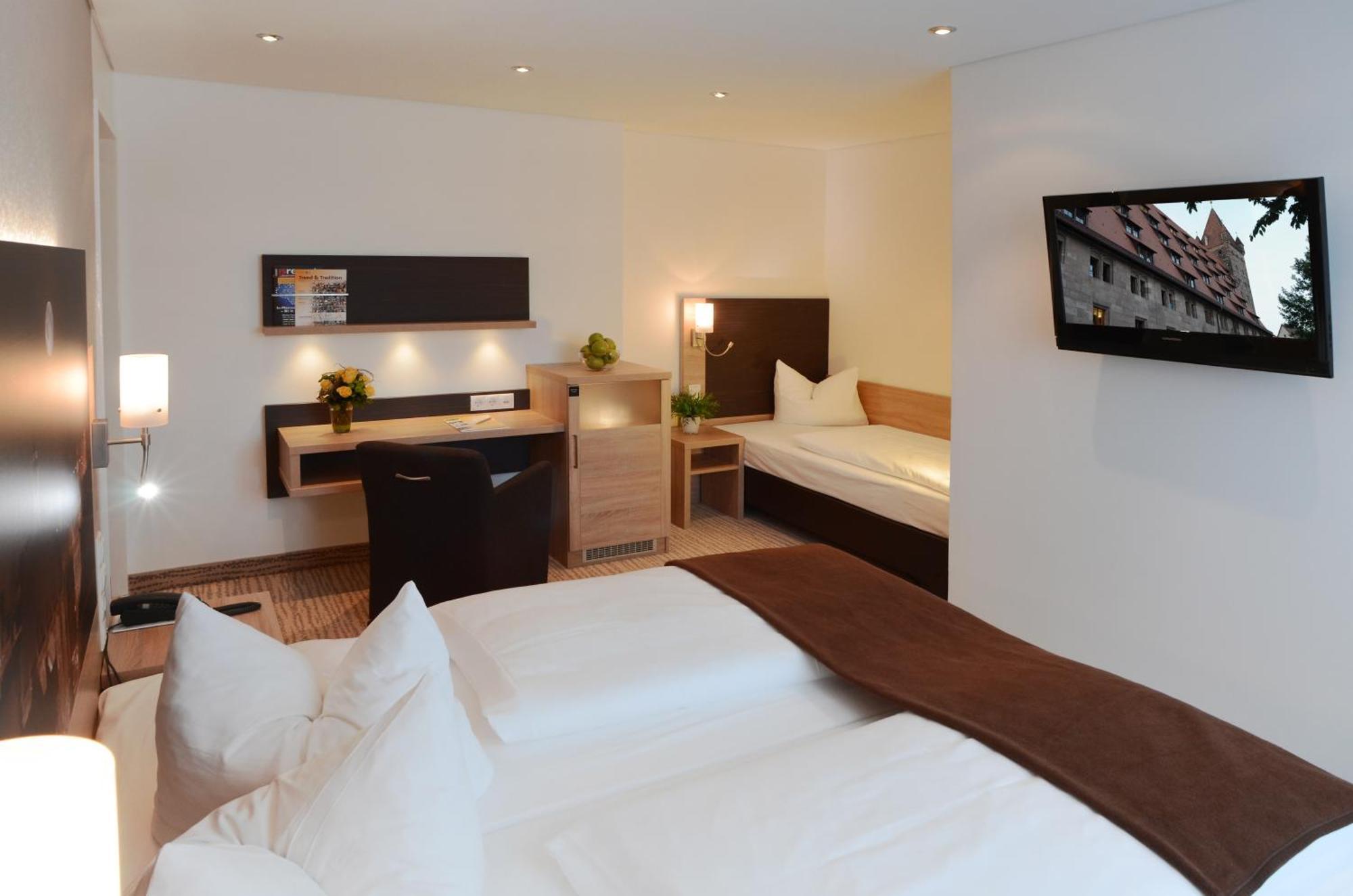 Triple Room,1211673433:JPEG