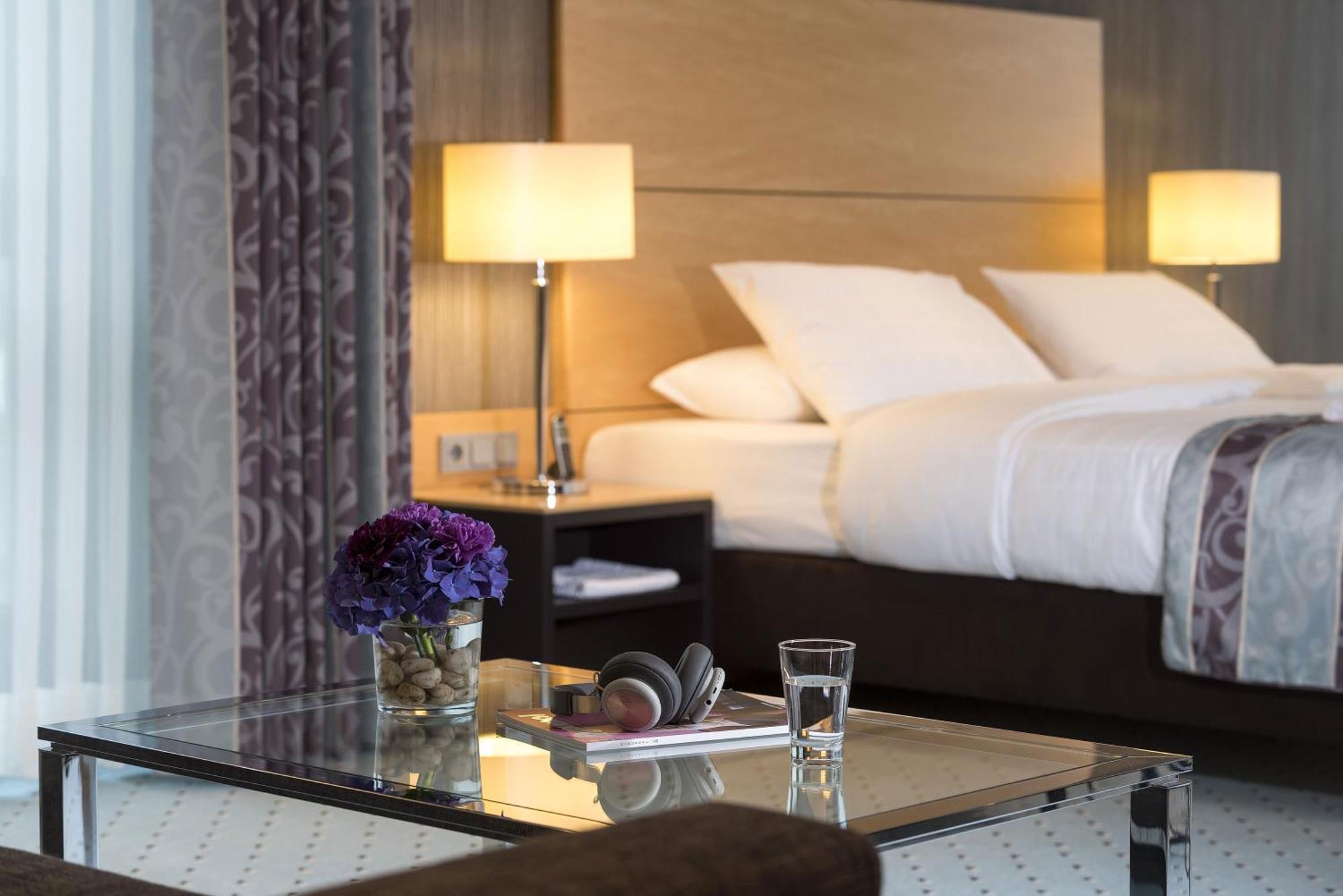 Master Suite,1211785786:JPEG