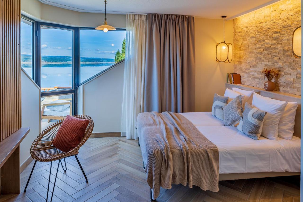 Chambre Lits Jumeaux - Vue sur Lac