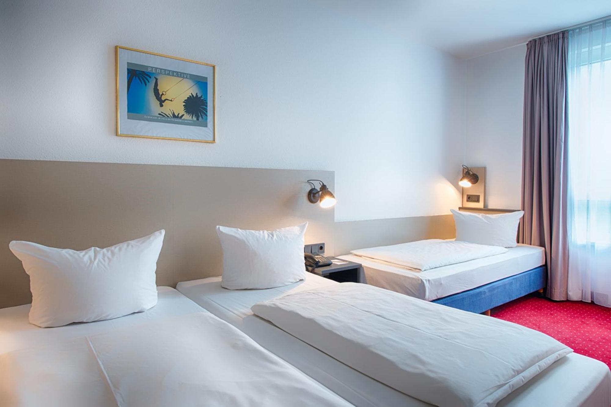 Triple Room,1310674033:JPEG