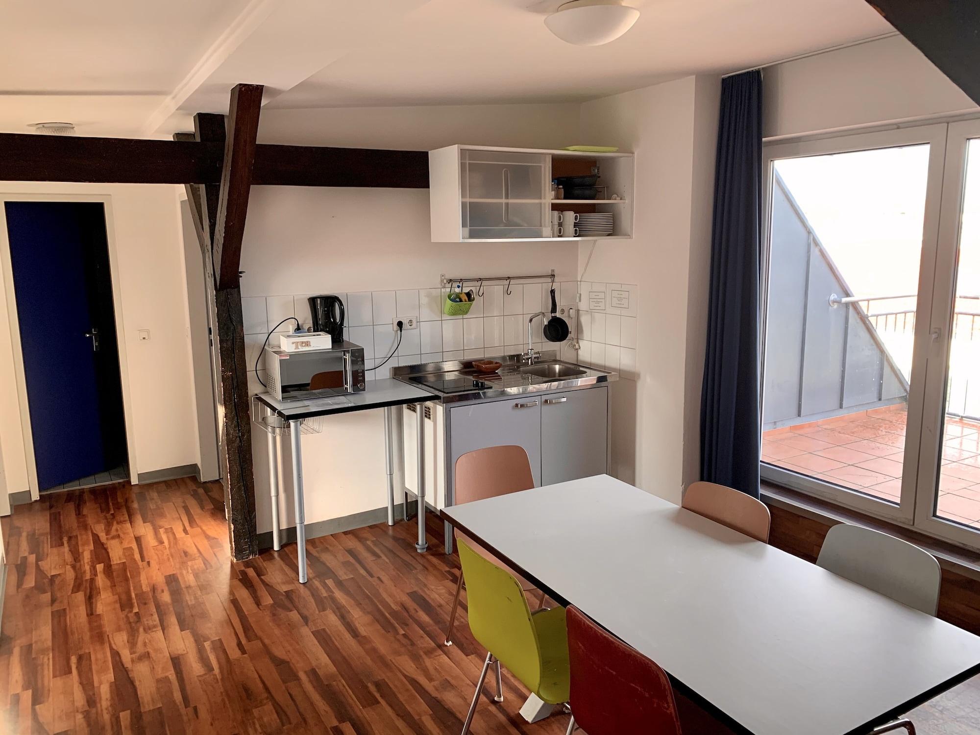 Apartment Terrace,974801866:JPEG