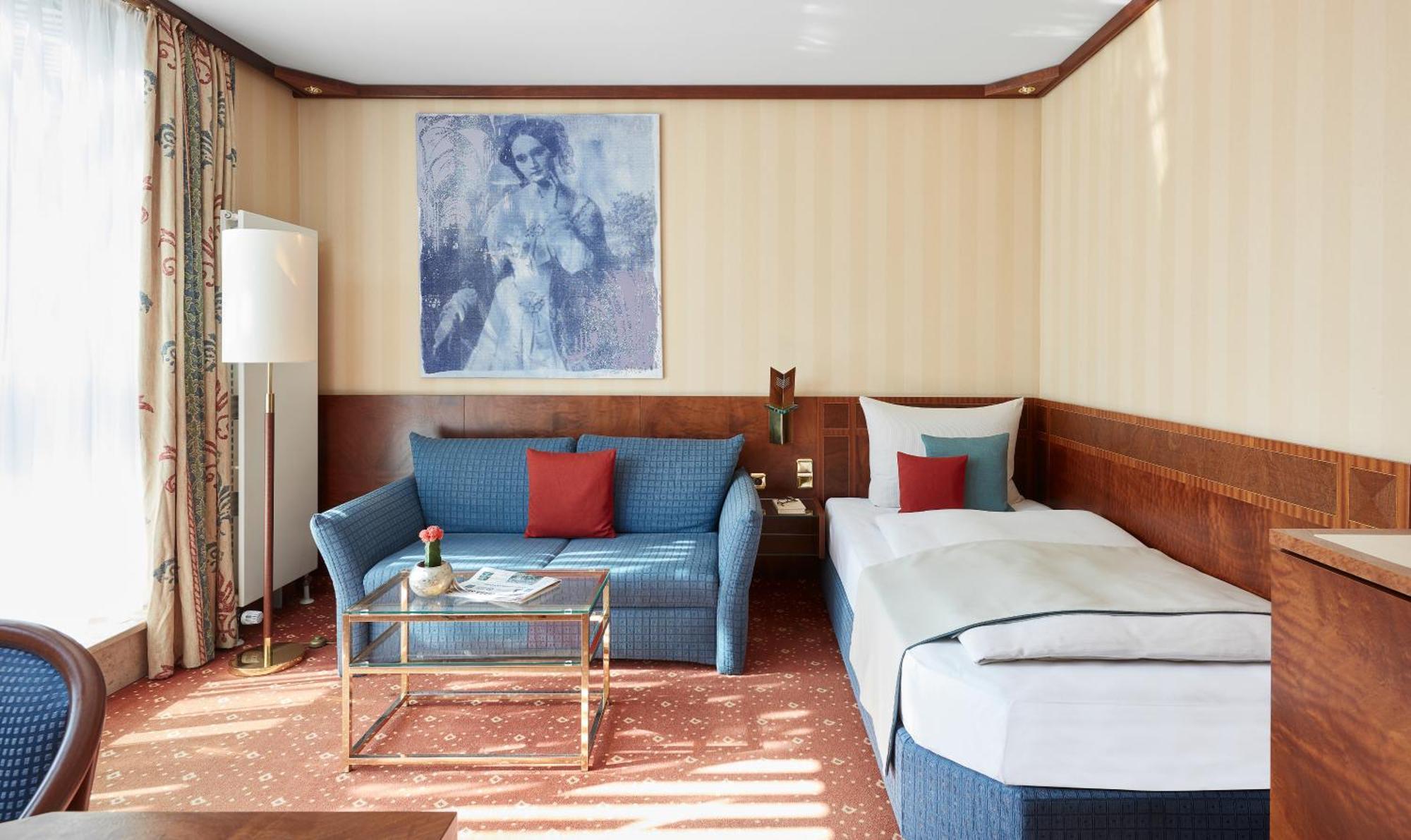 Single Room,1211976460:JPEG