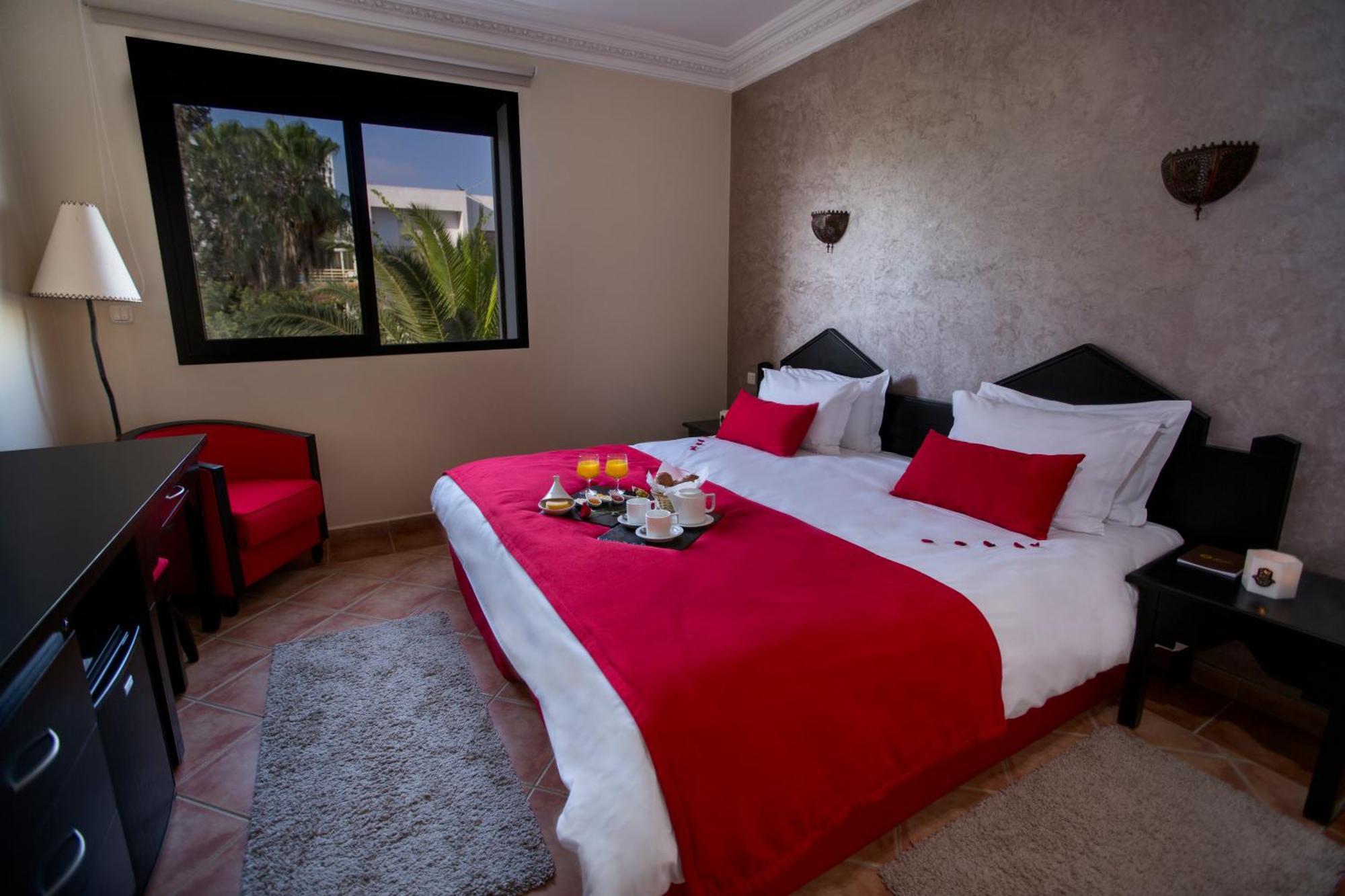 Double or Twin Room Pool View,1212015478:JPEG