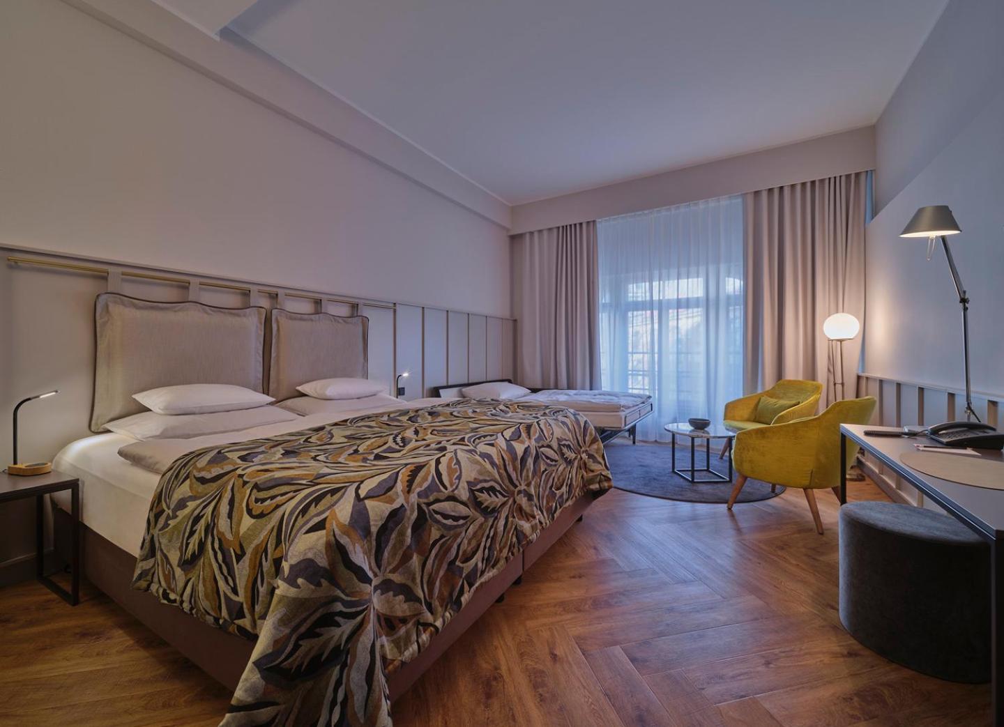 Deluxe Double or Twin Room
