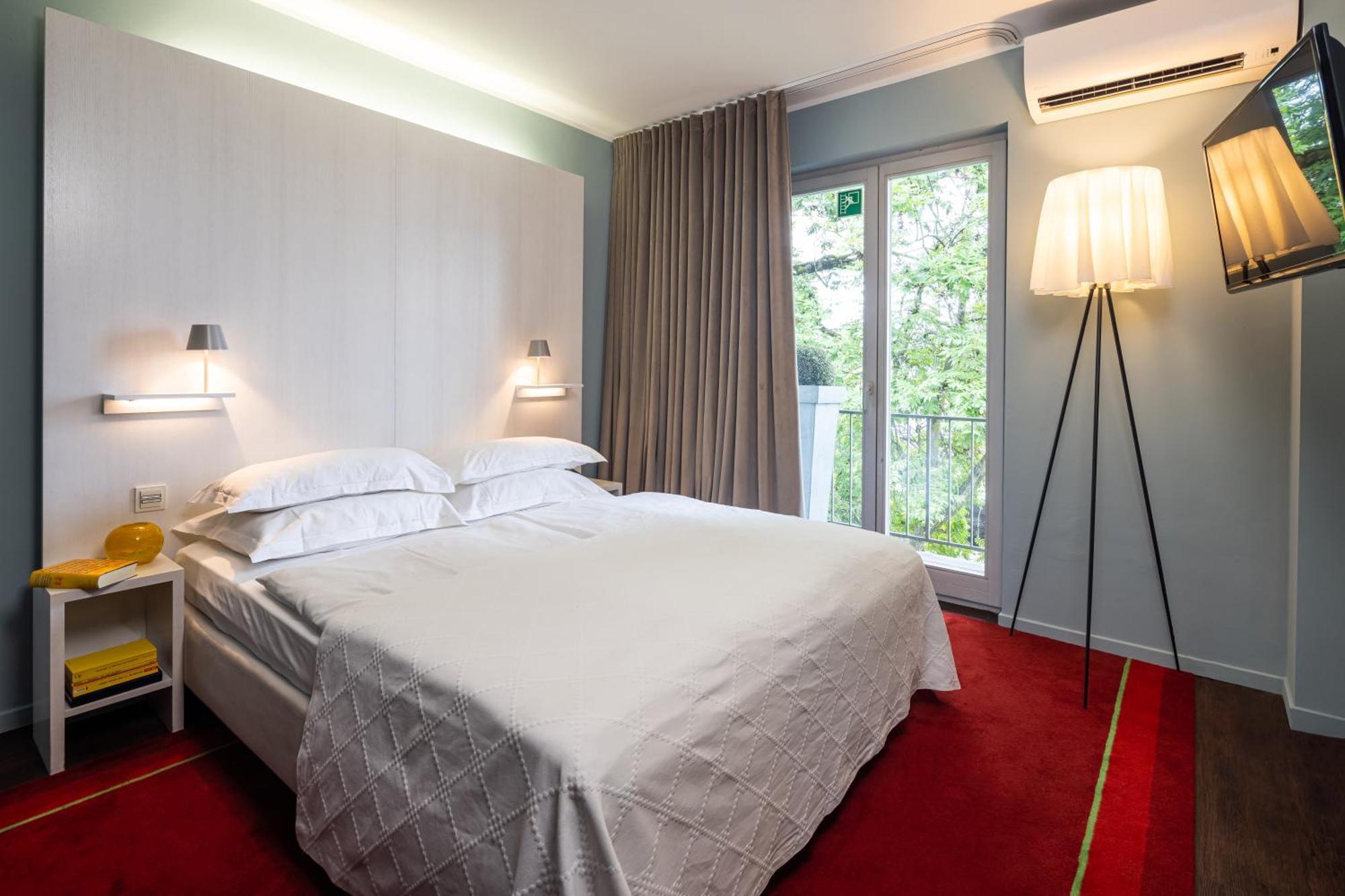 Standard Double Room,1277076259:JPEG