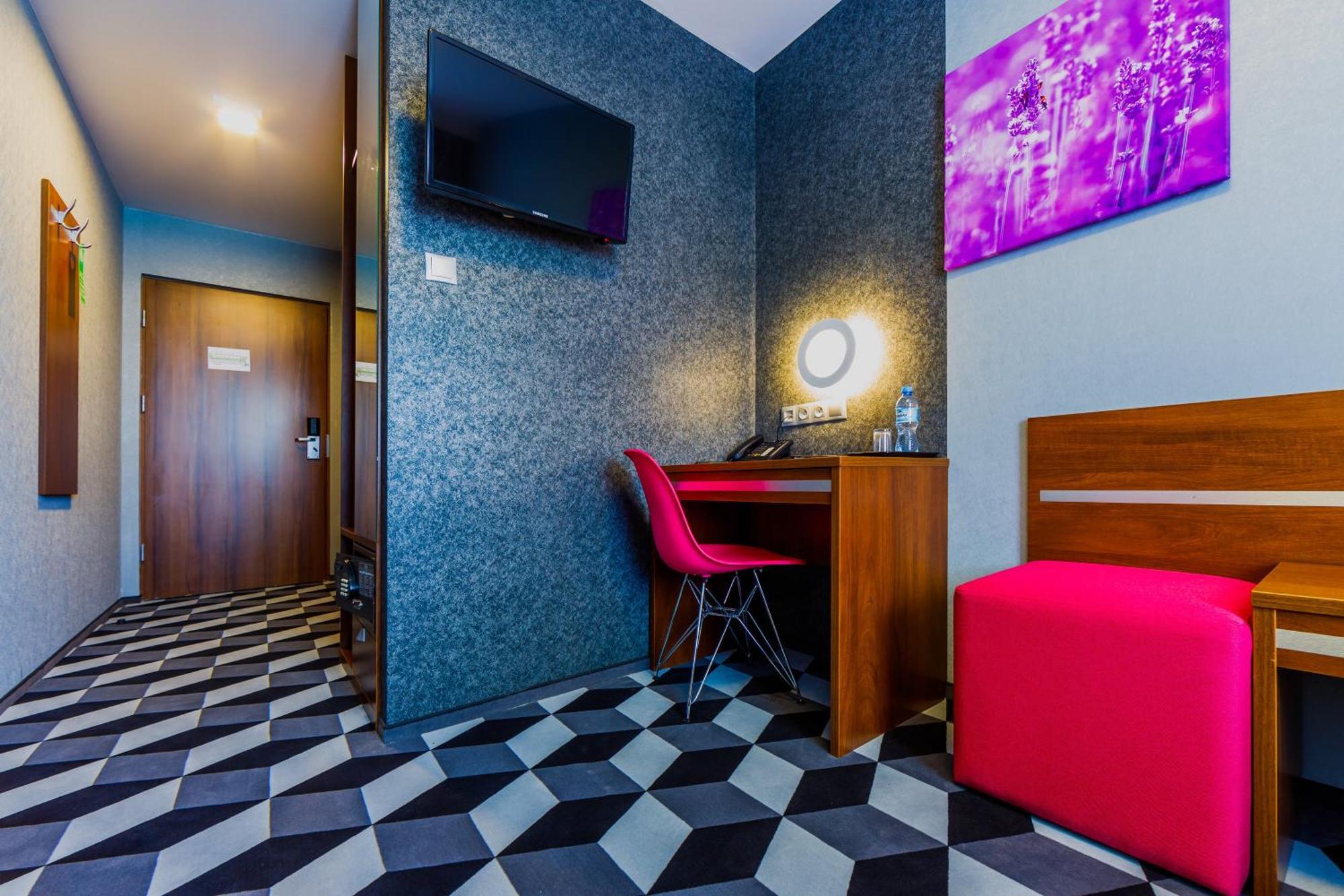 Classic Single Room
