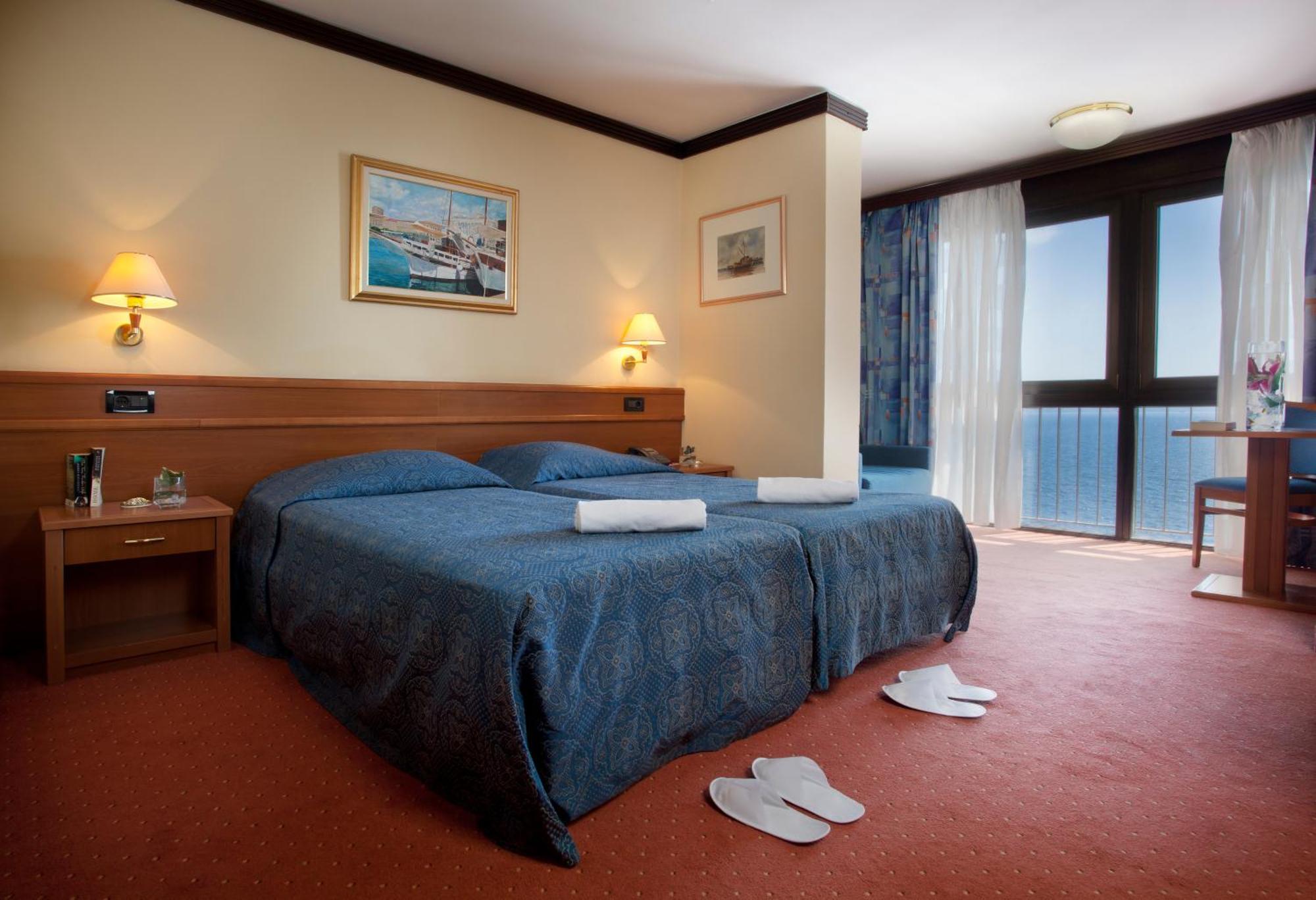 Double Room Sea View Sofa,1618265715:JPEG