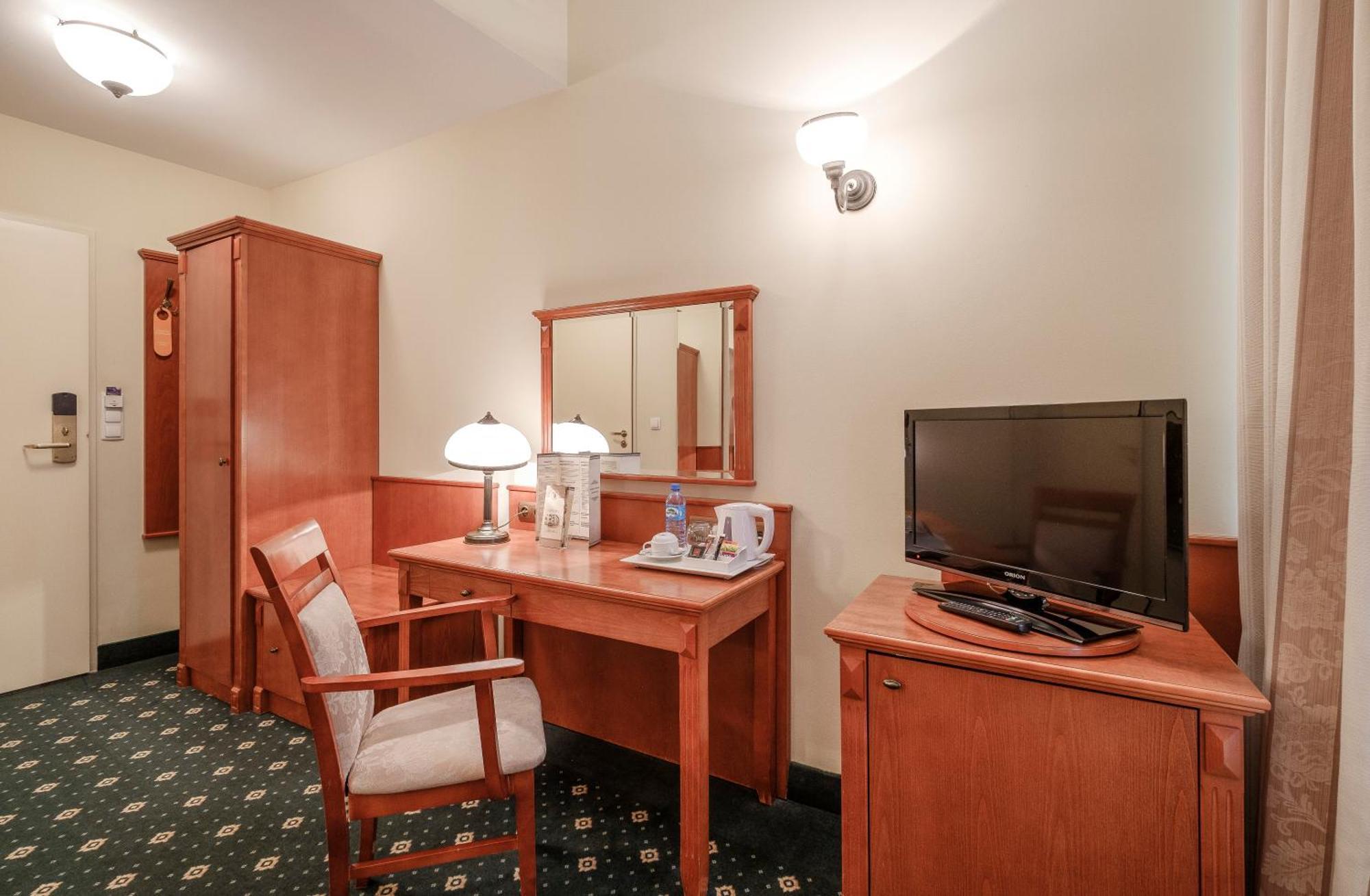 Single Room