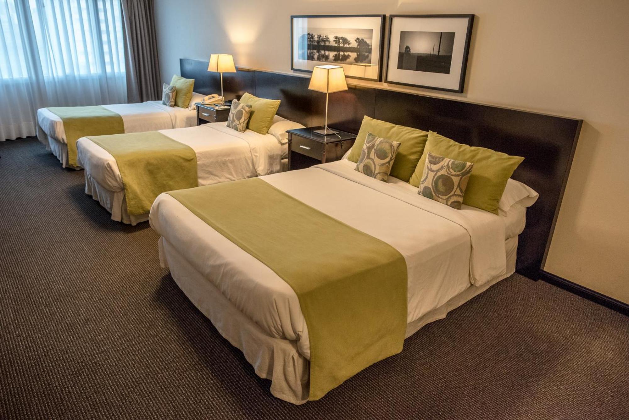 Quadruple Room,1541953996:JPEG