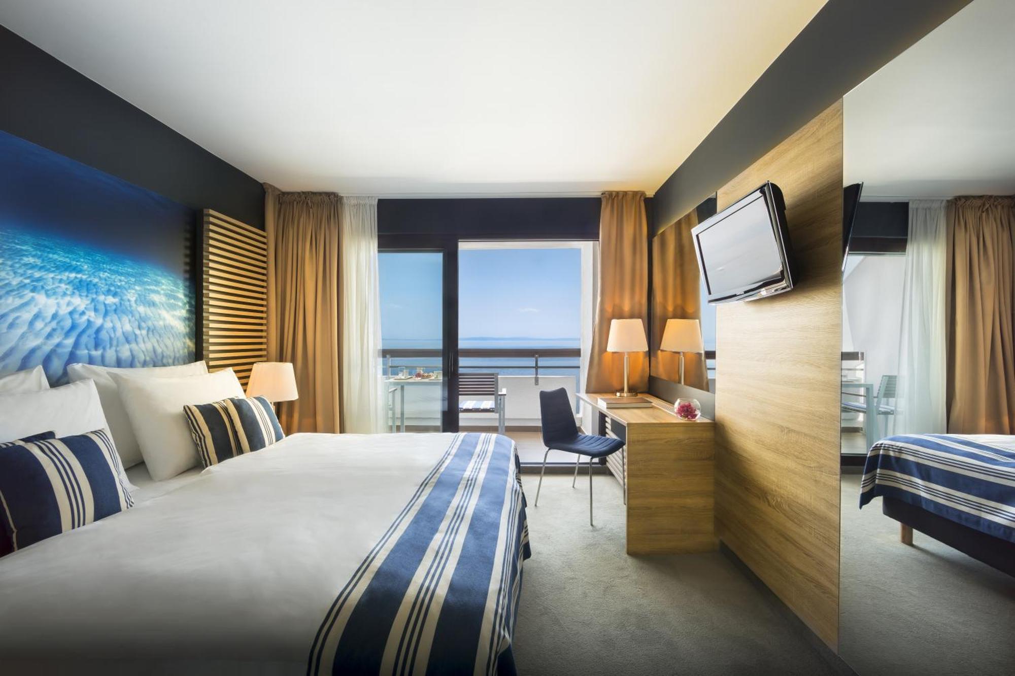 Superior Single Room Sea View,1435692700:JPEG