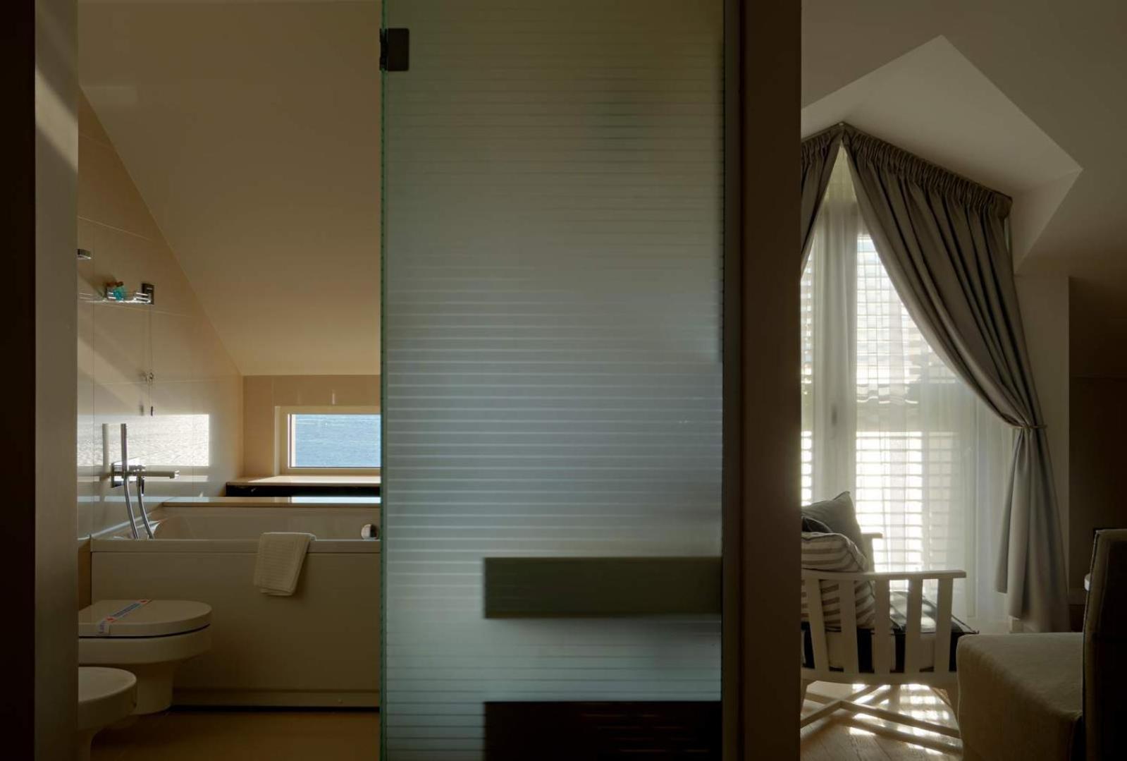 Suite Sofa Bed Sea View