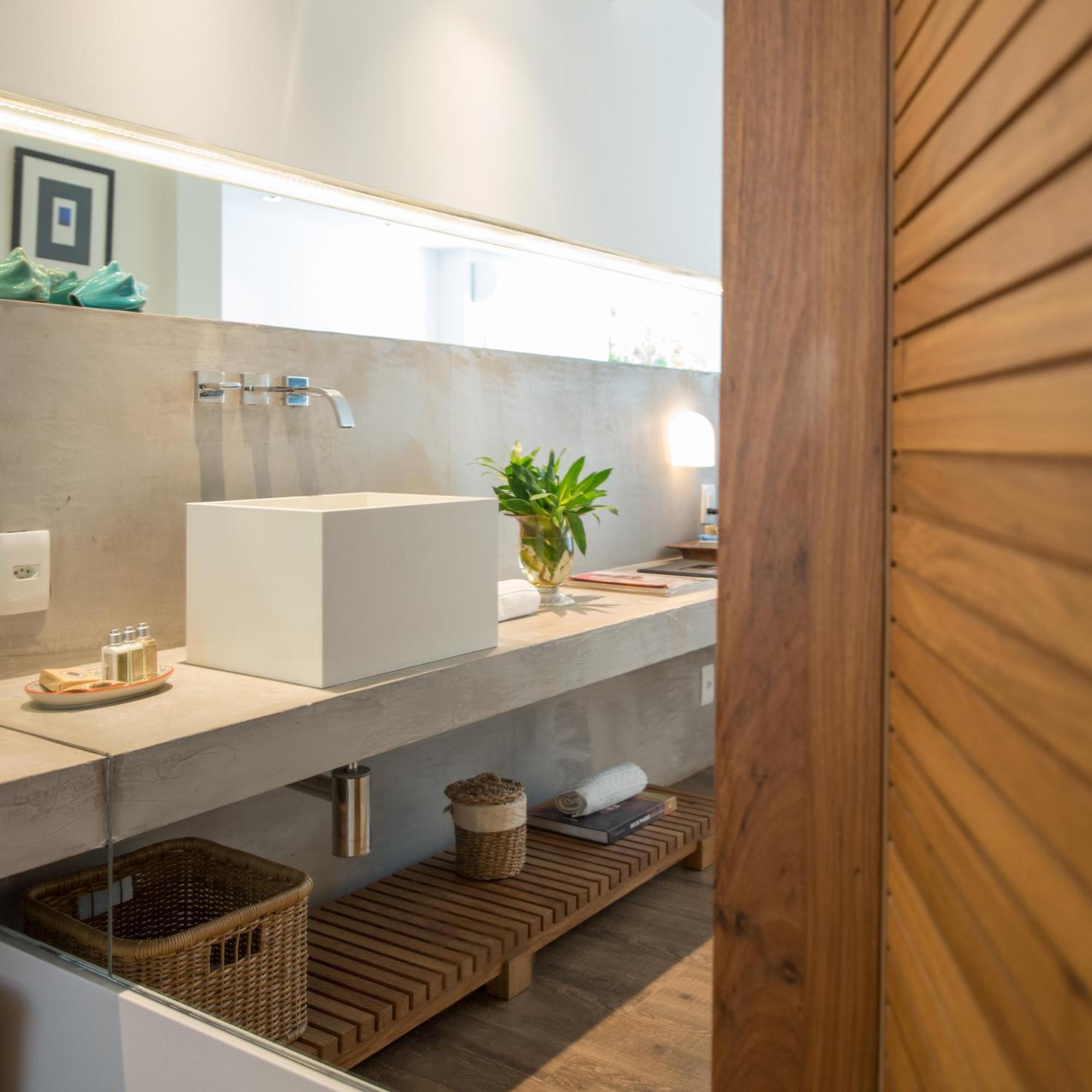Villa Bath