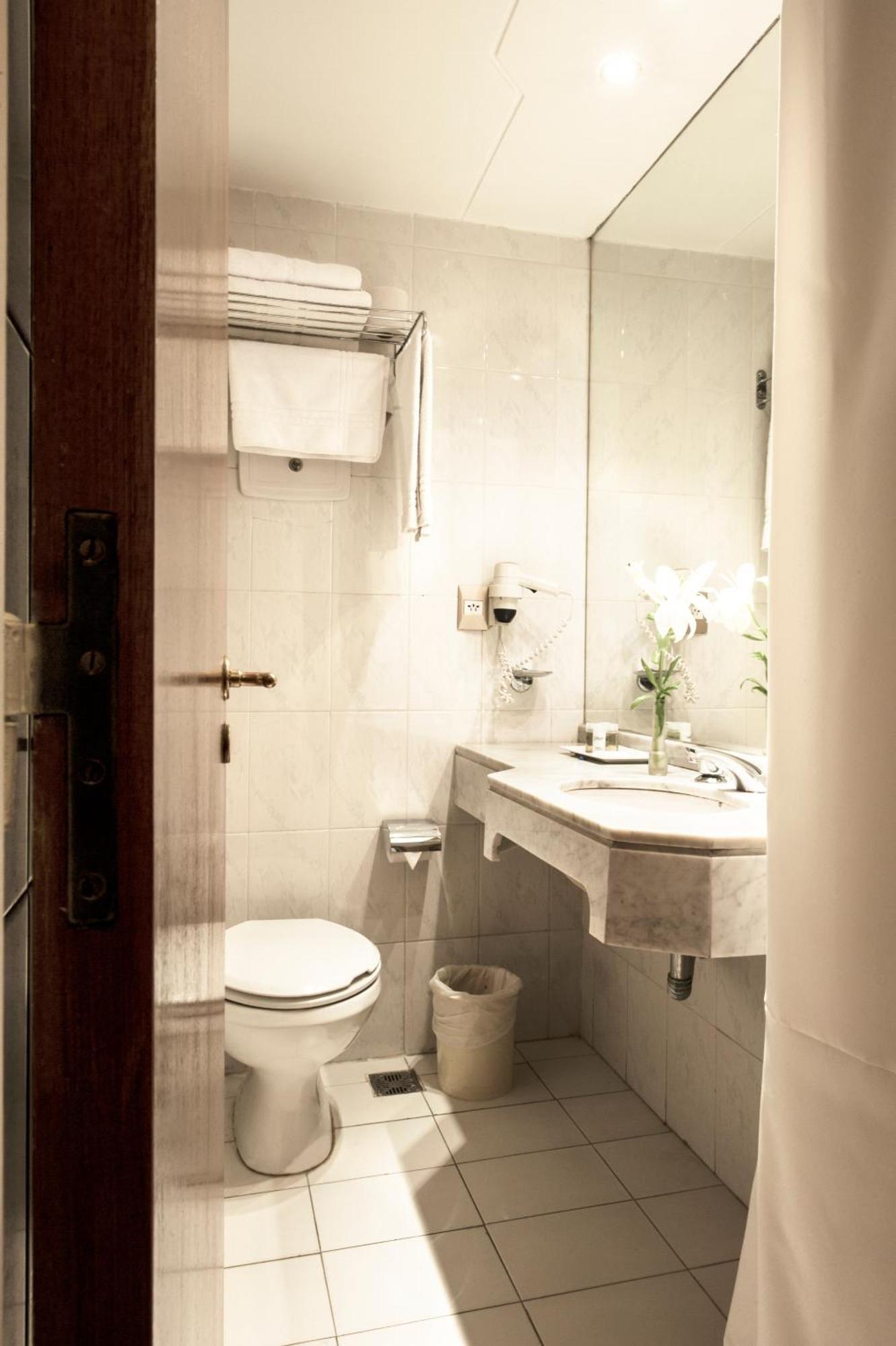 Double Room,1705585786:JPEG