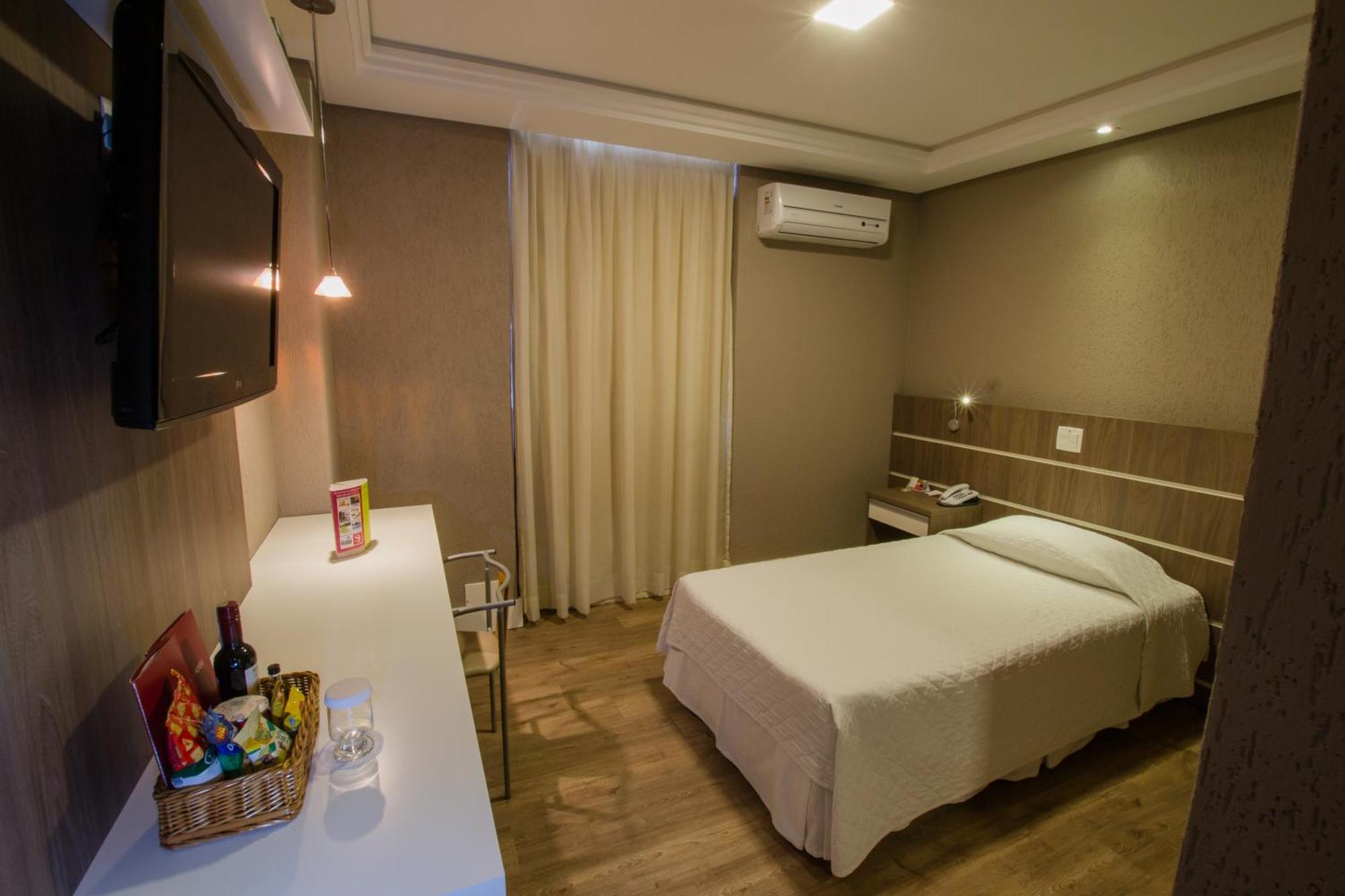Quarto Individual