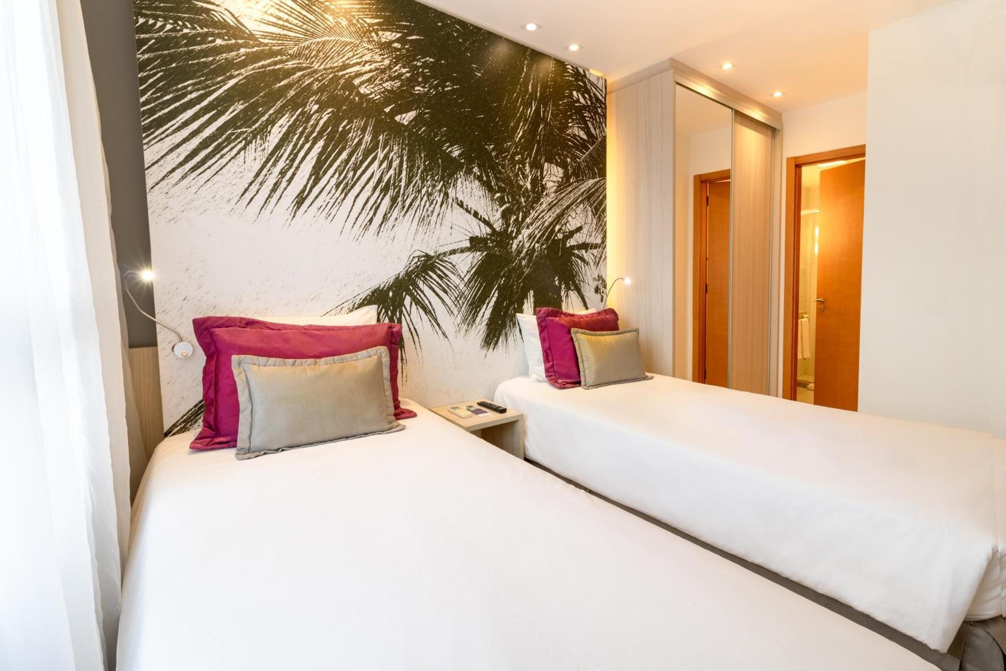Superior Room 2 Twin Beds