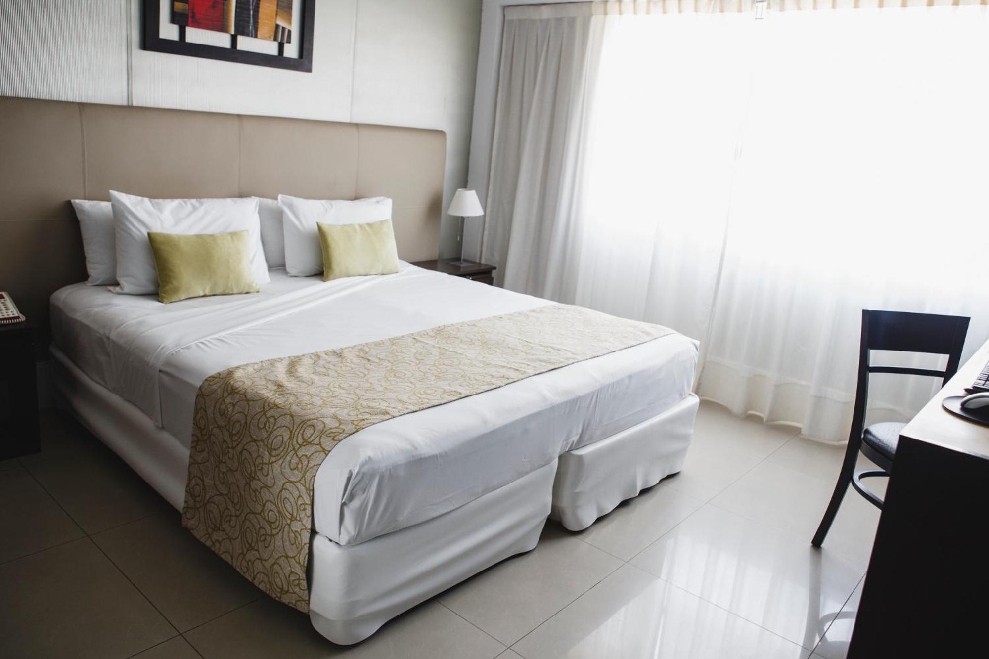 Superior One-Bedroom Apartment Duplex,1212688993:JPEG