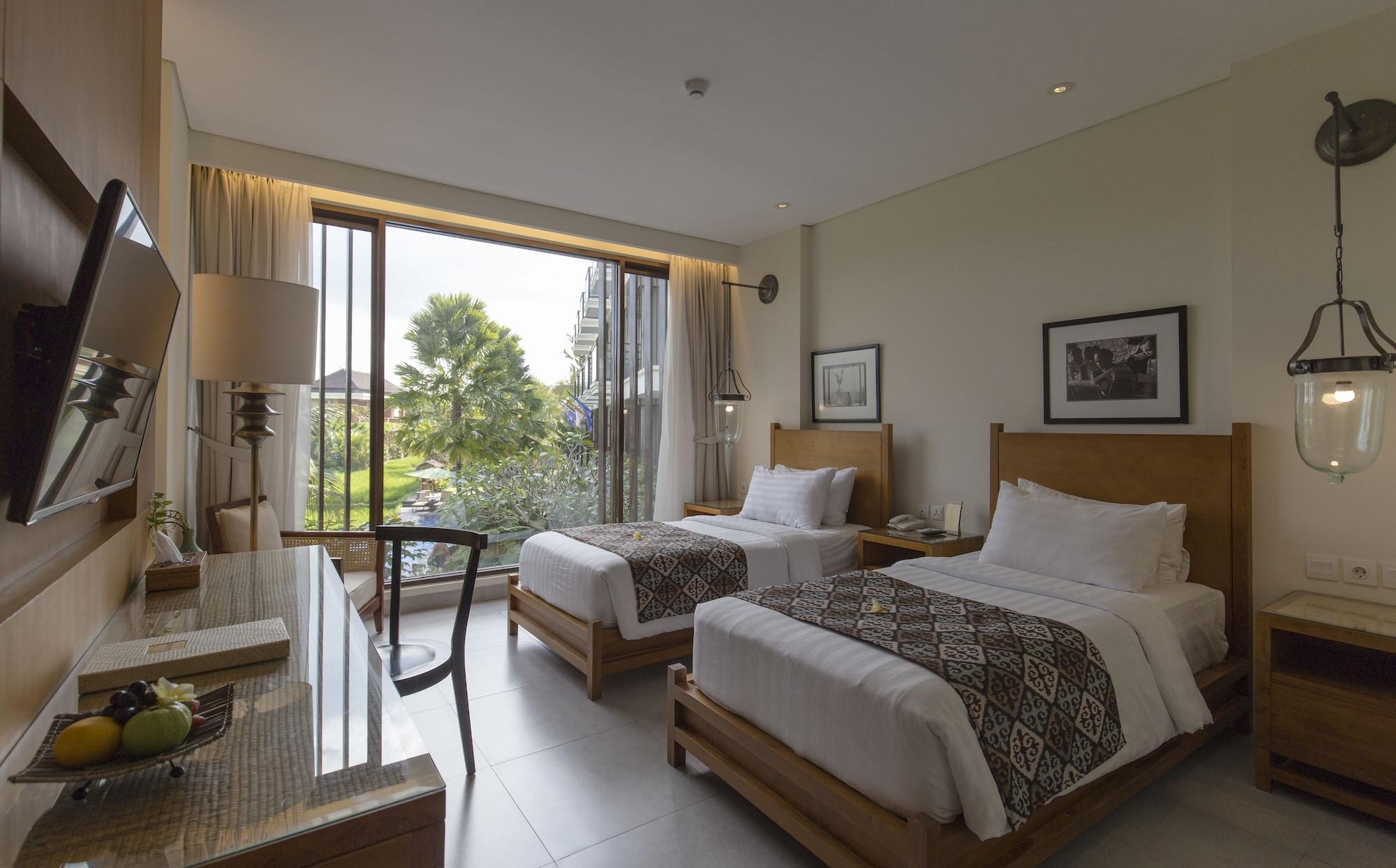 Deluxe Double or Twin Room Exclusive Benefit