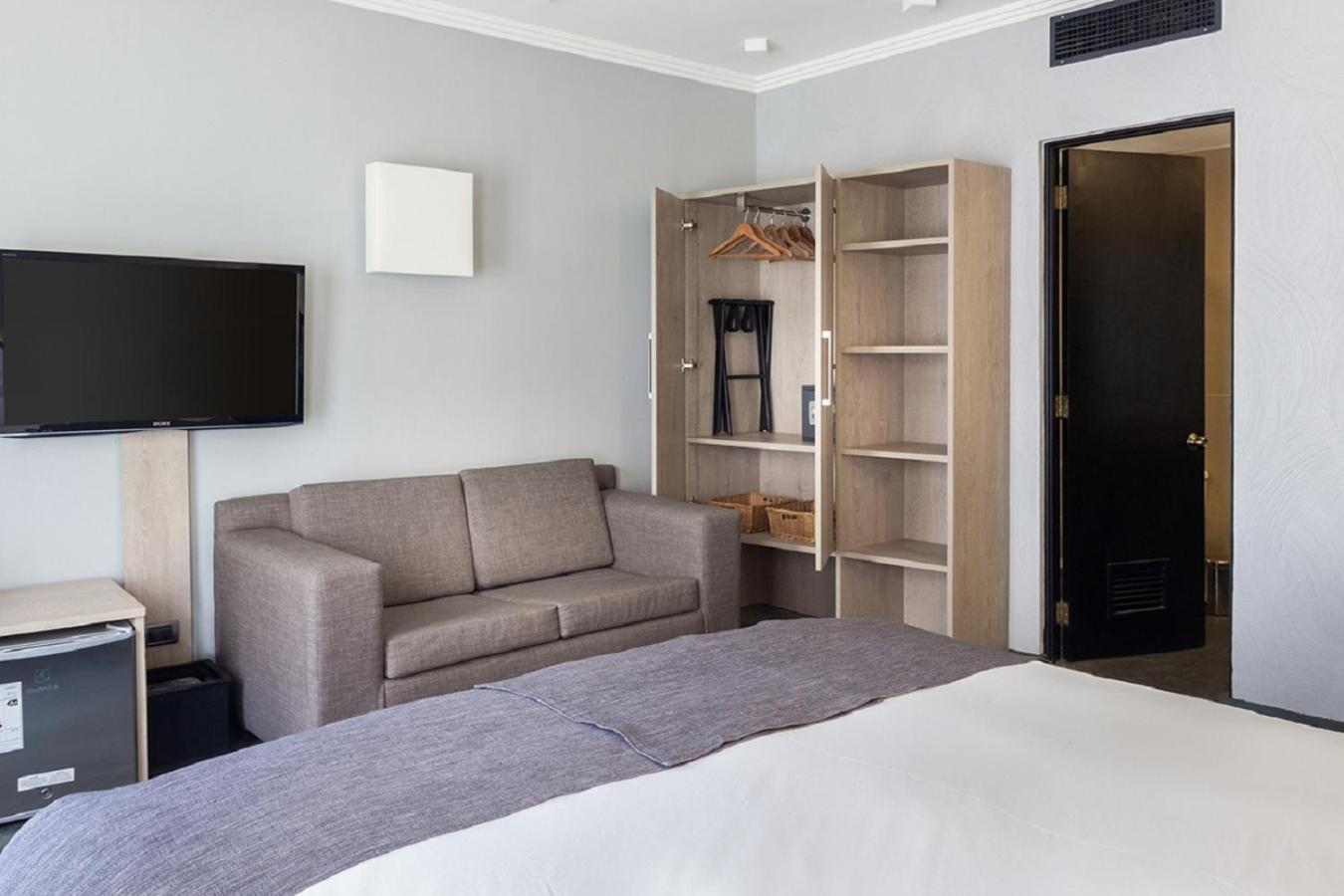 Superior Double Room,1385202578:JPEG