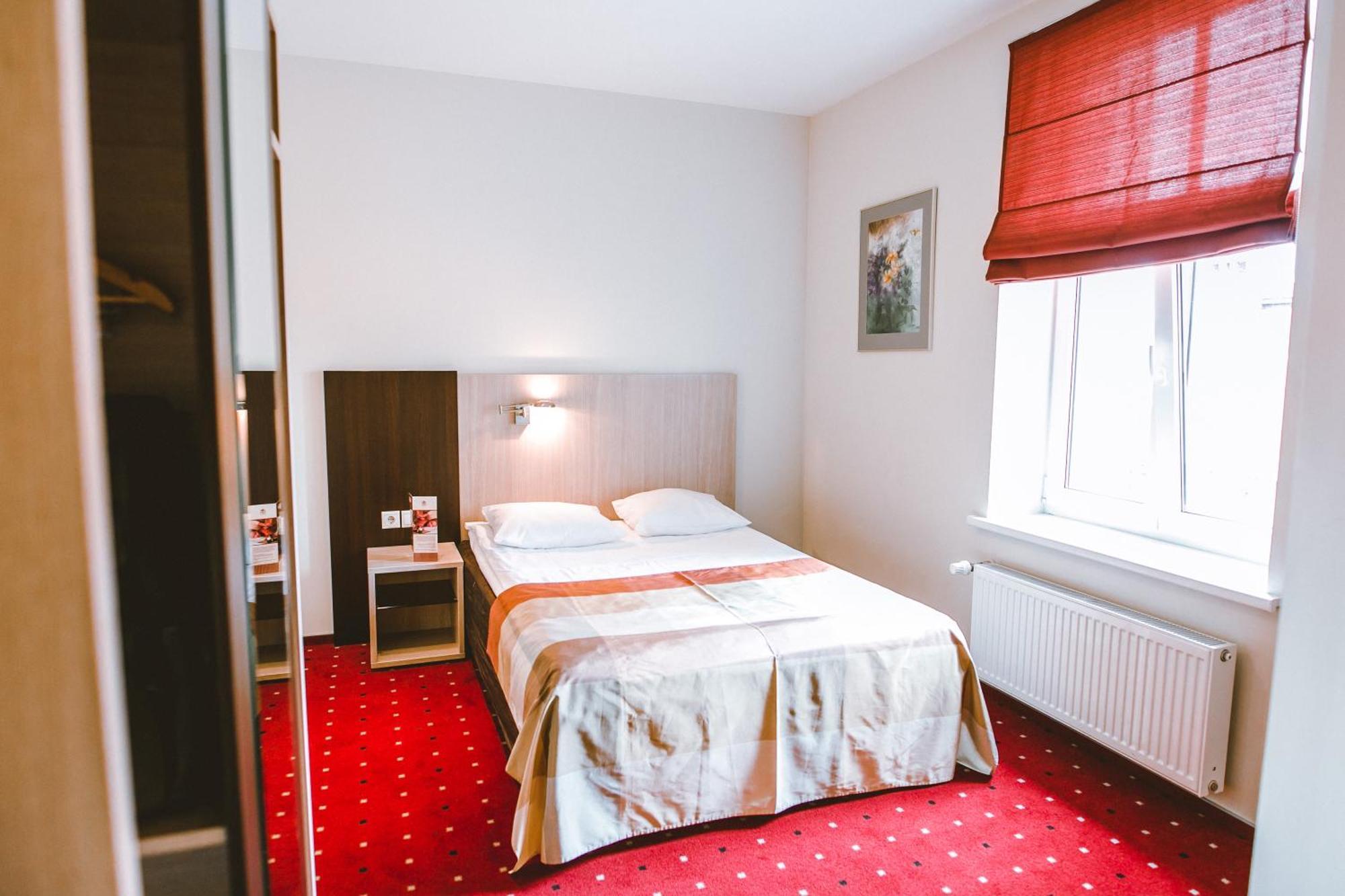 Standard Single Room,1213117459:JPEG