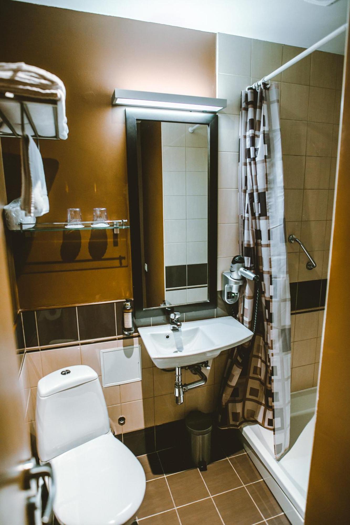 Standard Single Room