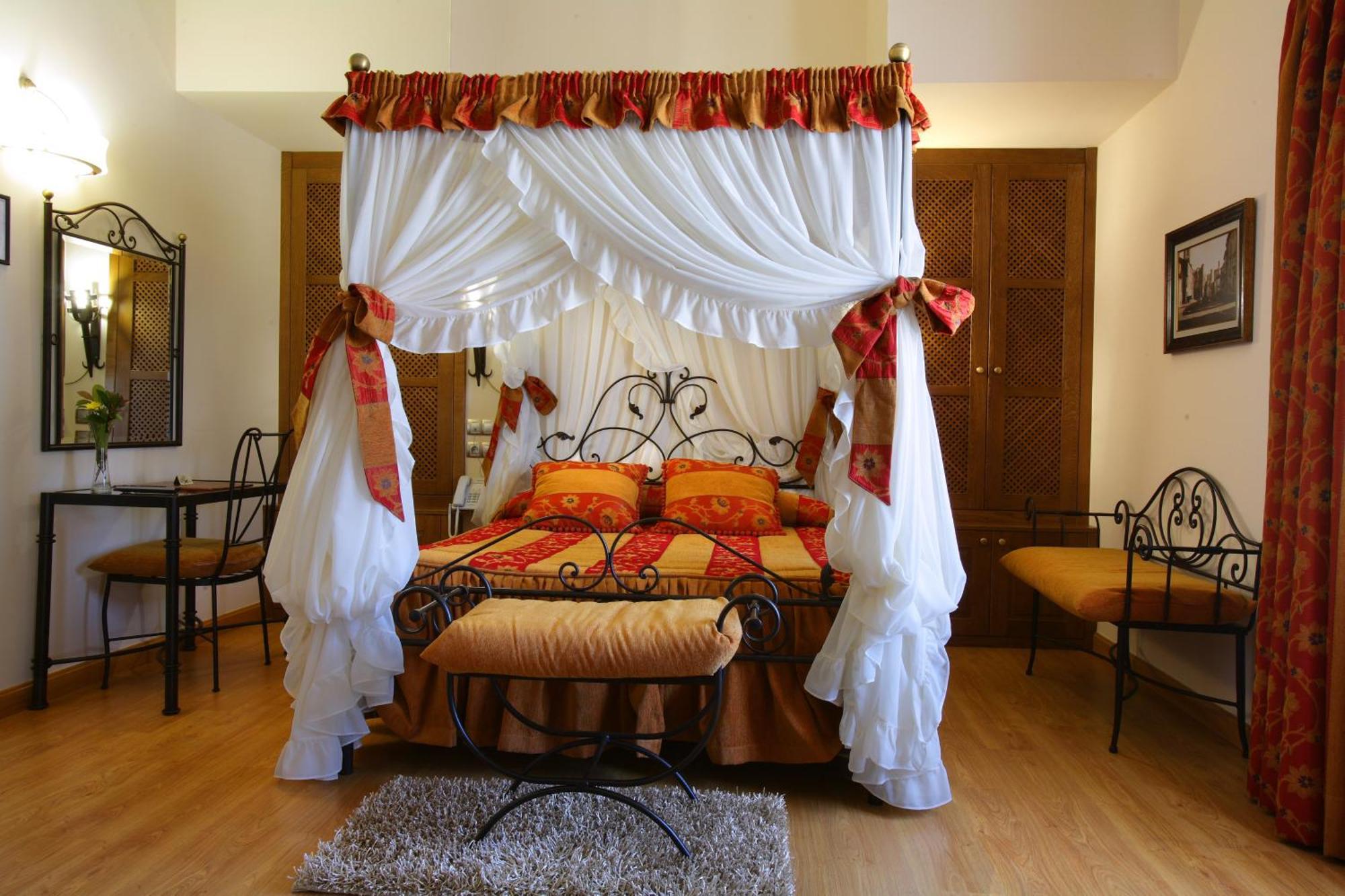 Deluxe Double Room Spa Bath