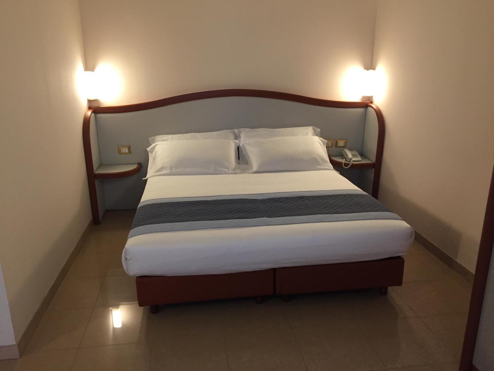 Double or Twin Room Balcony